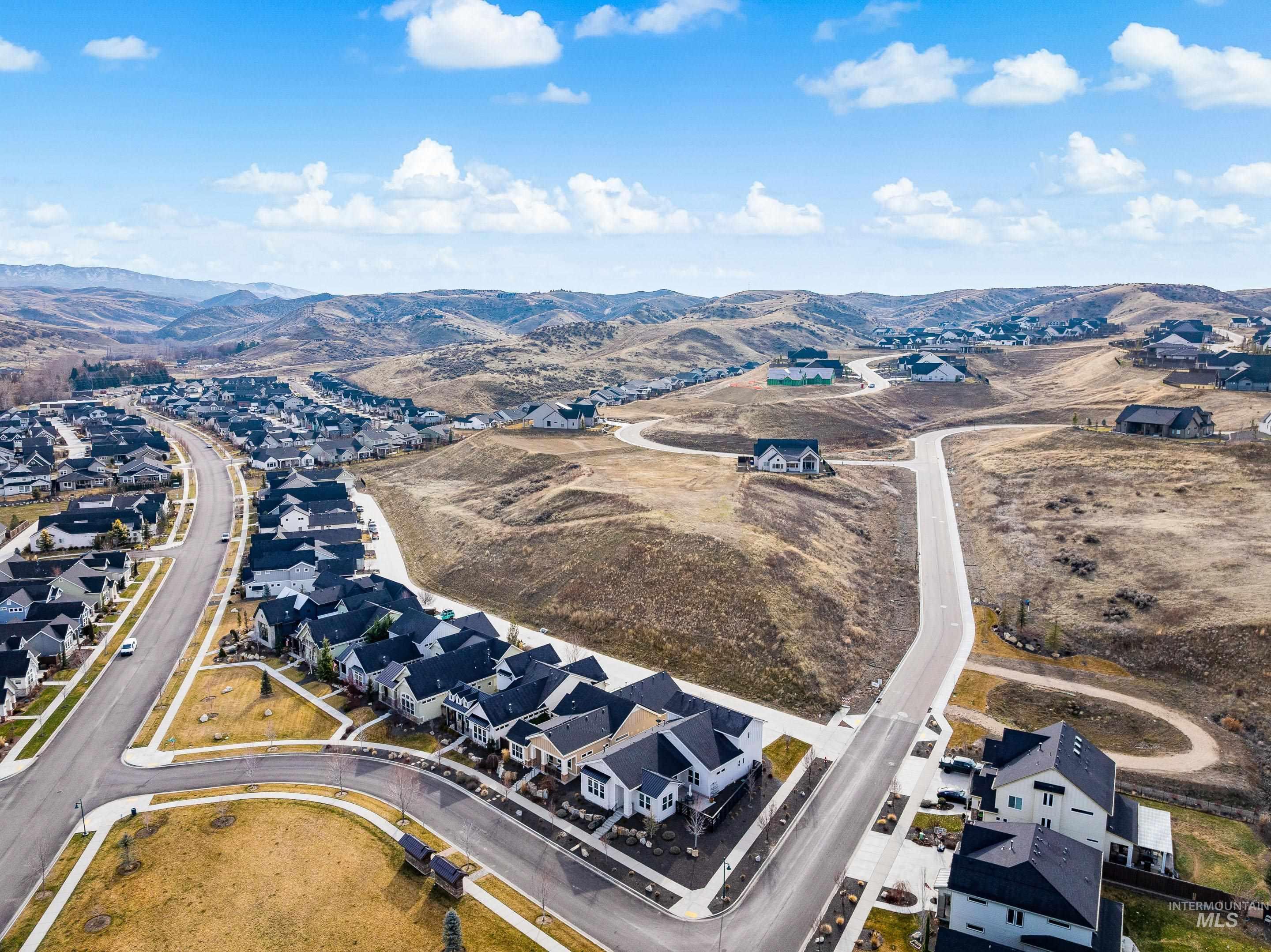 12010 N Horse Collar Way