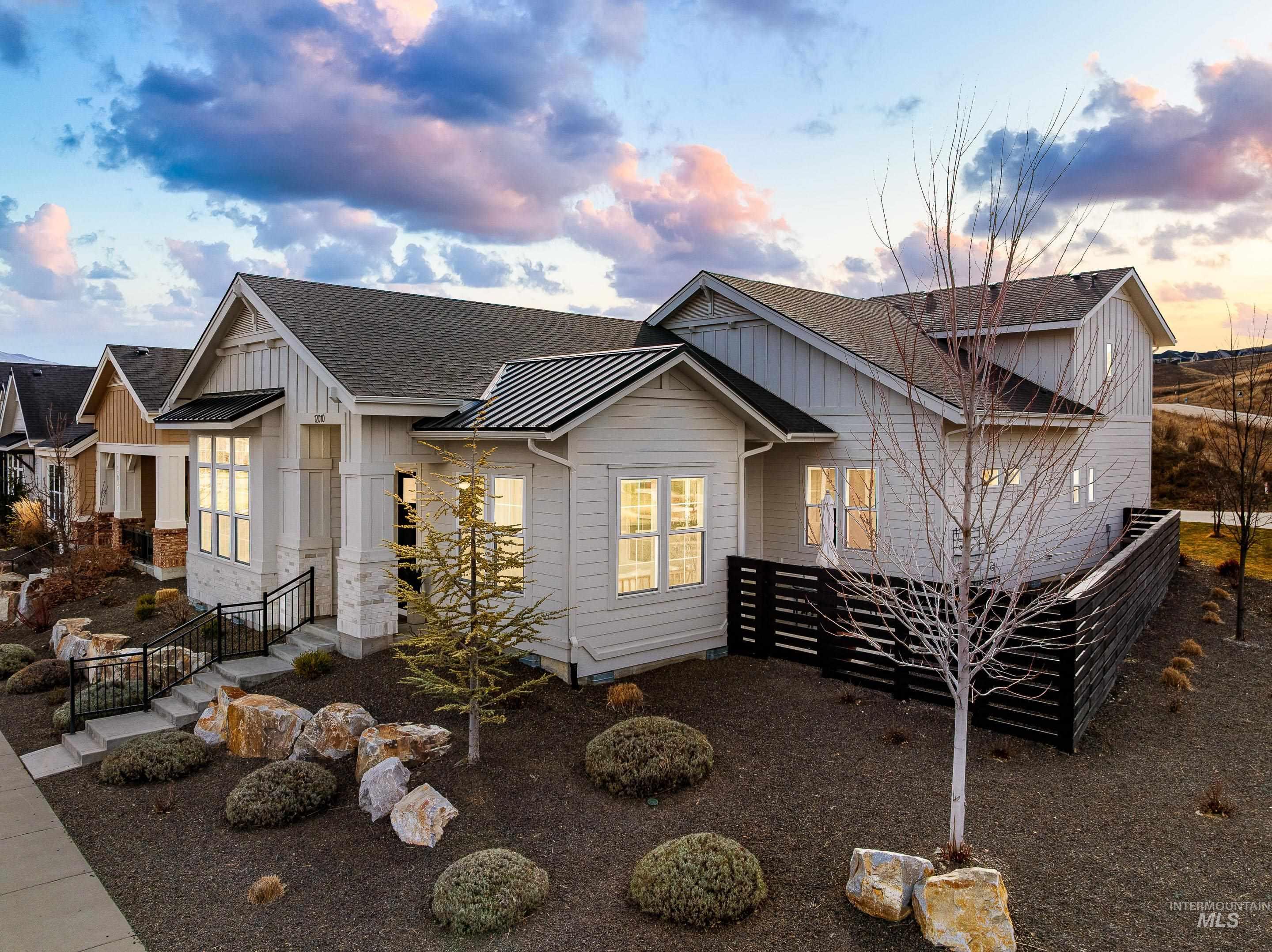 12010 N Horse Collar Way