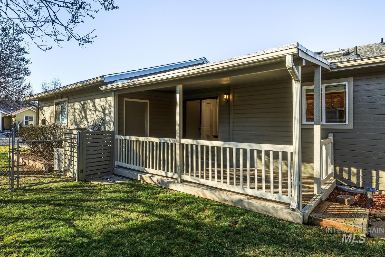 8290 W Clubhouse Ln.