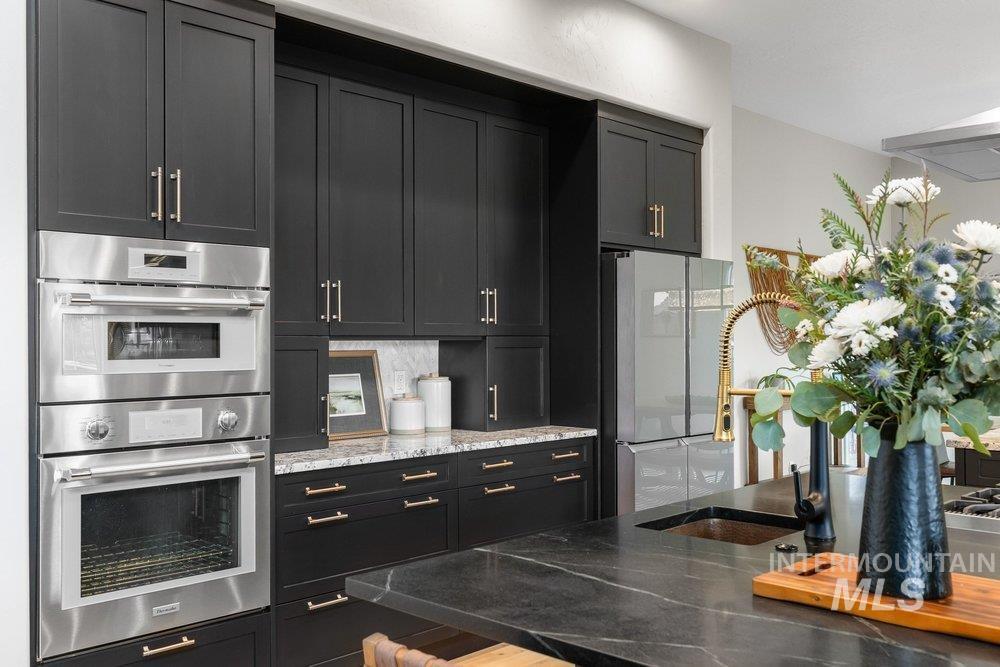 12320 N Upper Ridge Pl.