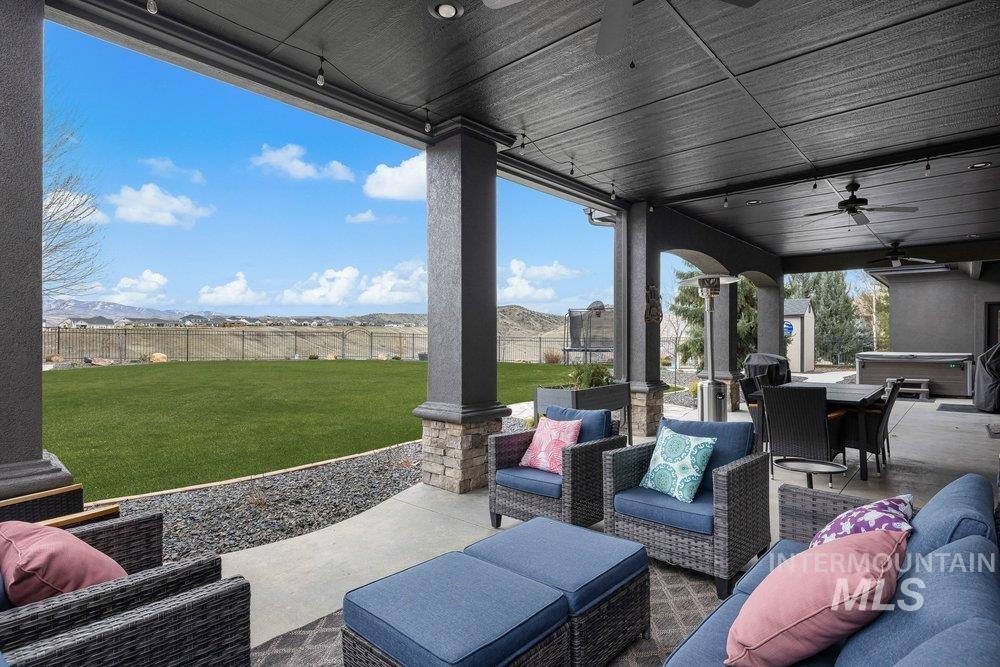 12320 N Upper Ridge Pl.