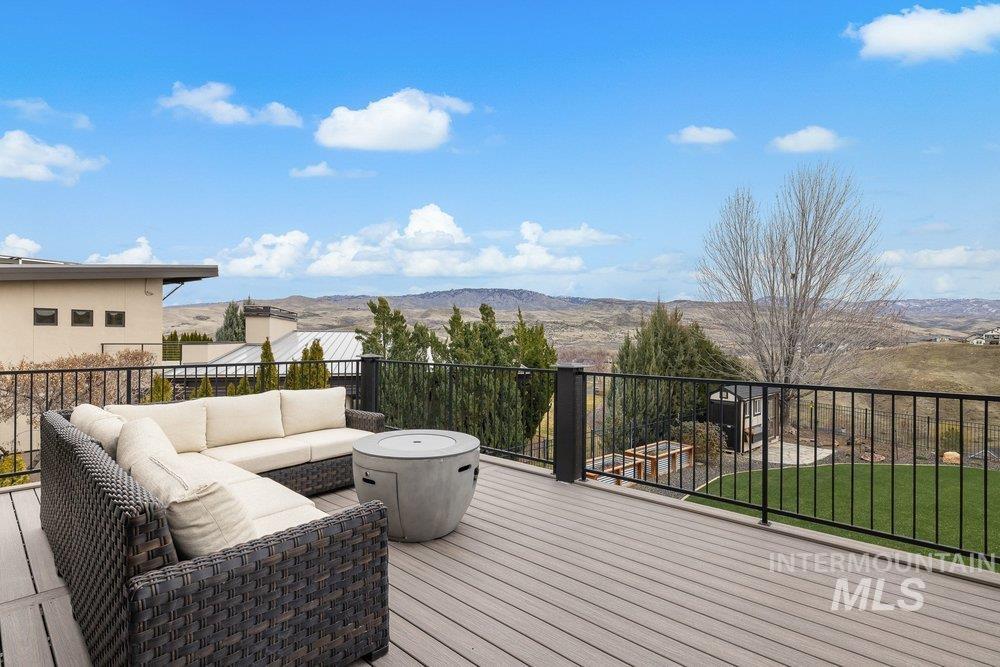 12320 N Upper Ridge Pl.