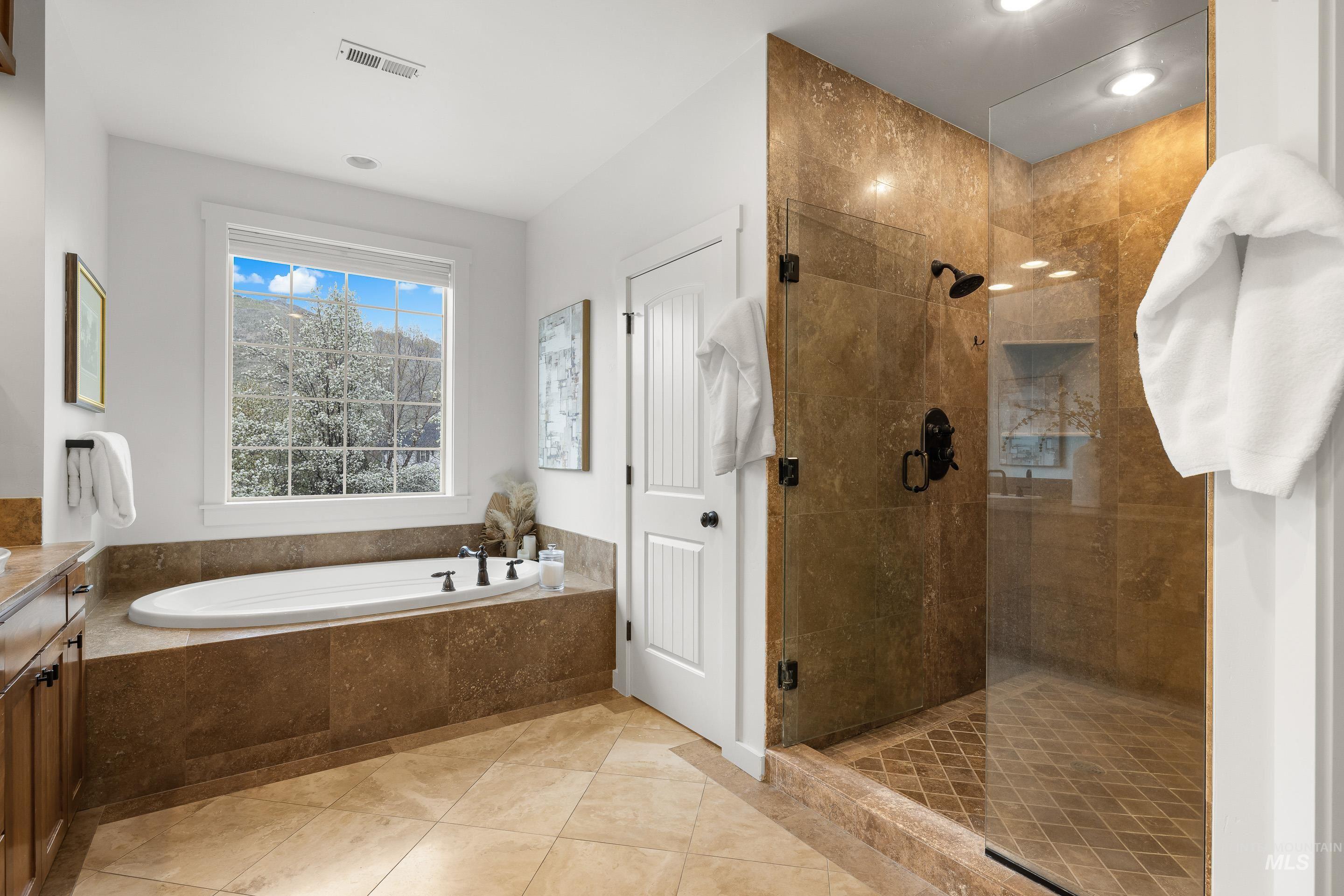 12182 N Humphreys Way