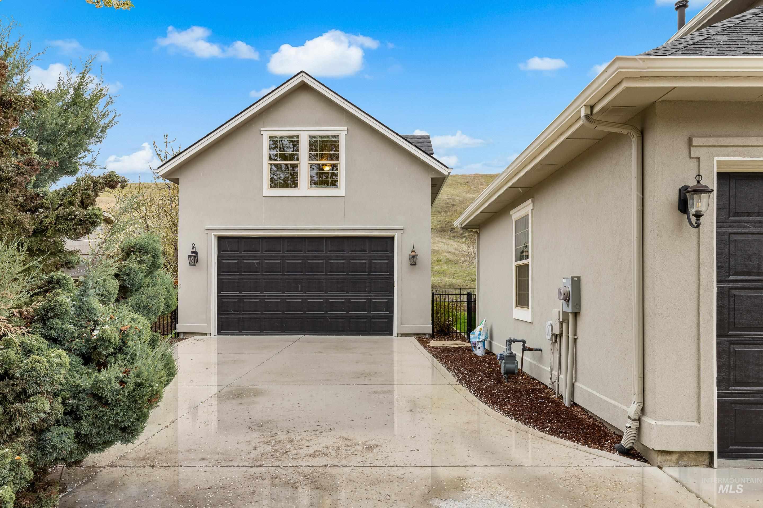 12182 N Humphreys Way