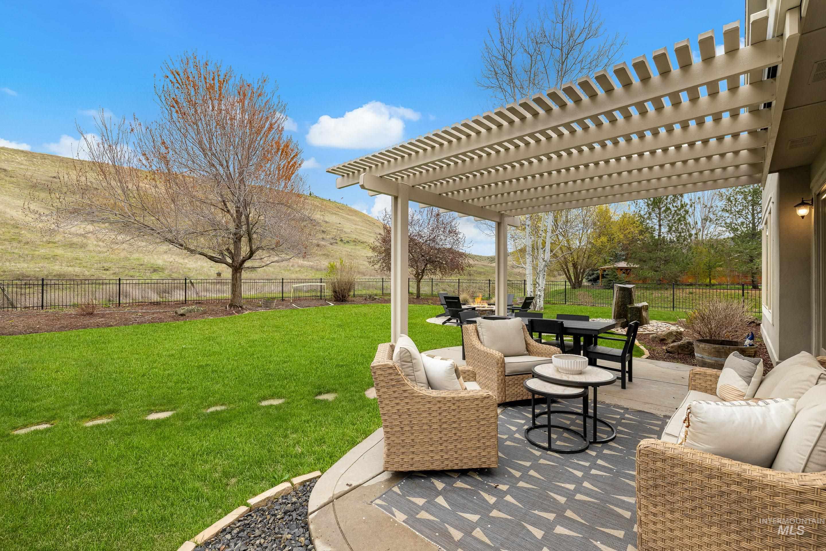 12182 N Humphreys Way