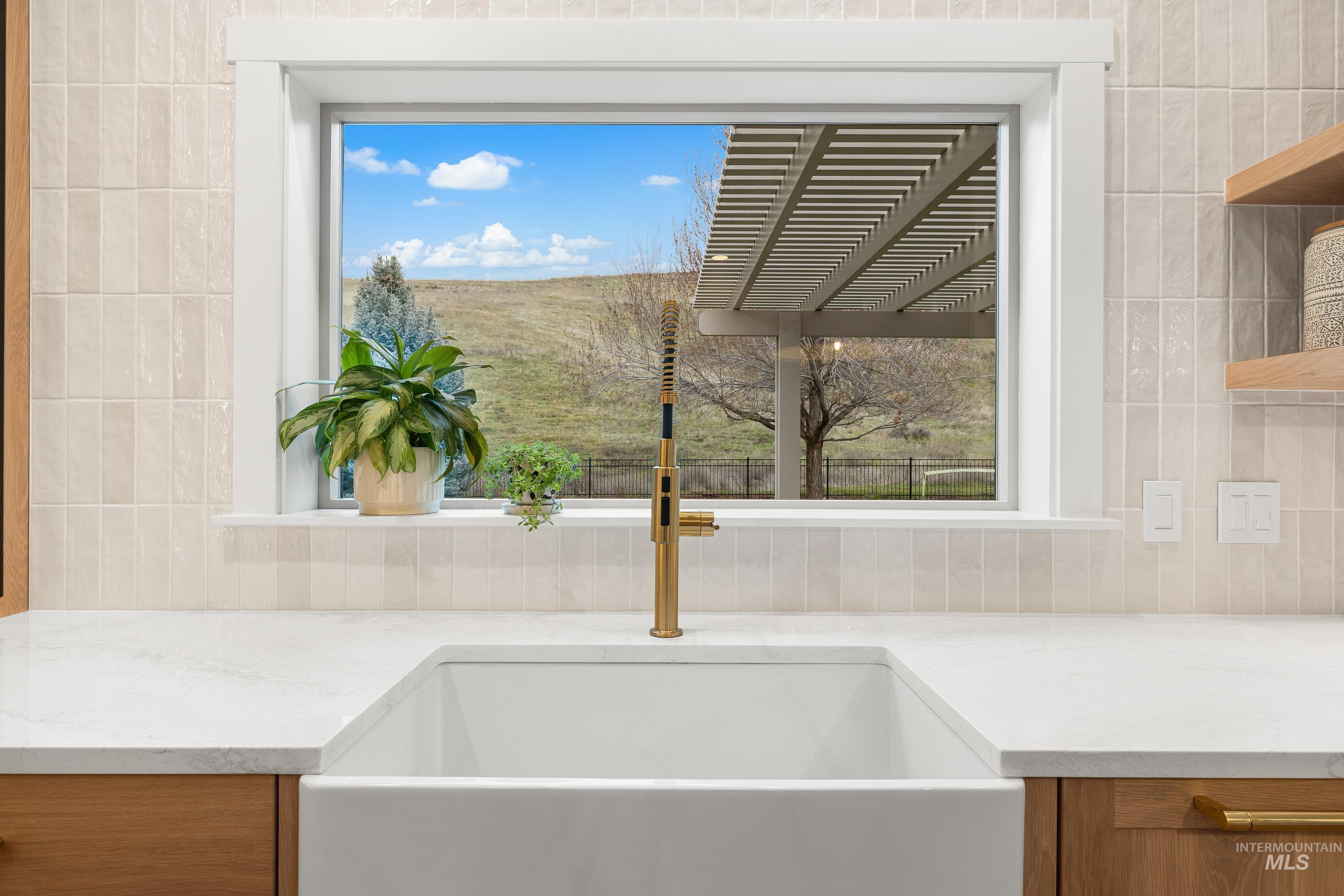 12182 N Humphreys Way