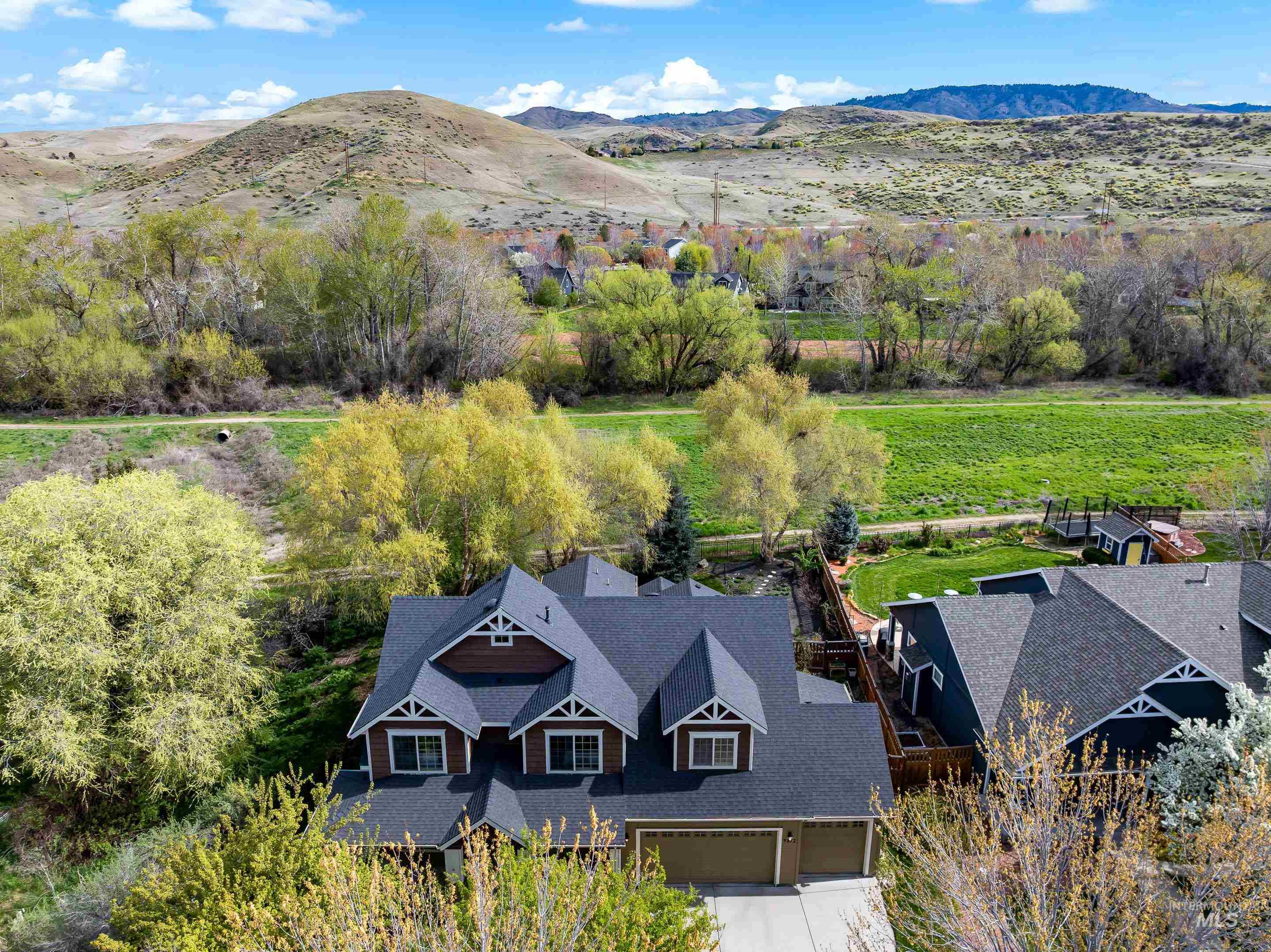 4172 W Miners Farm Dr