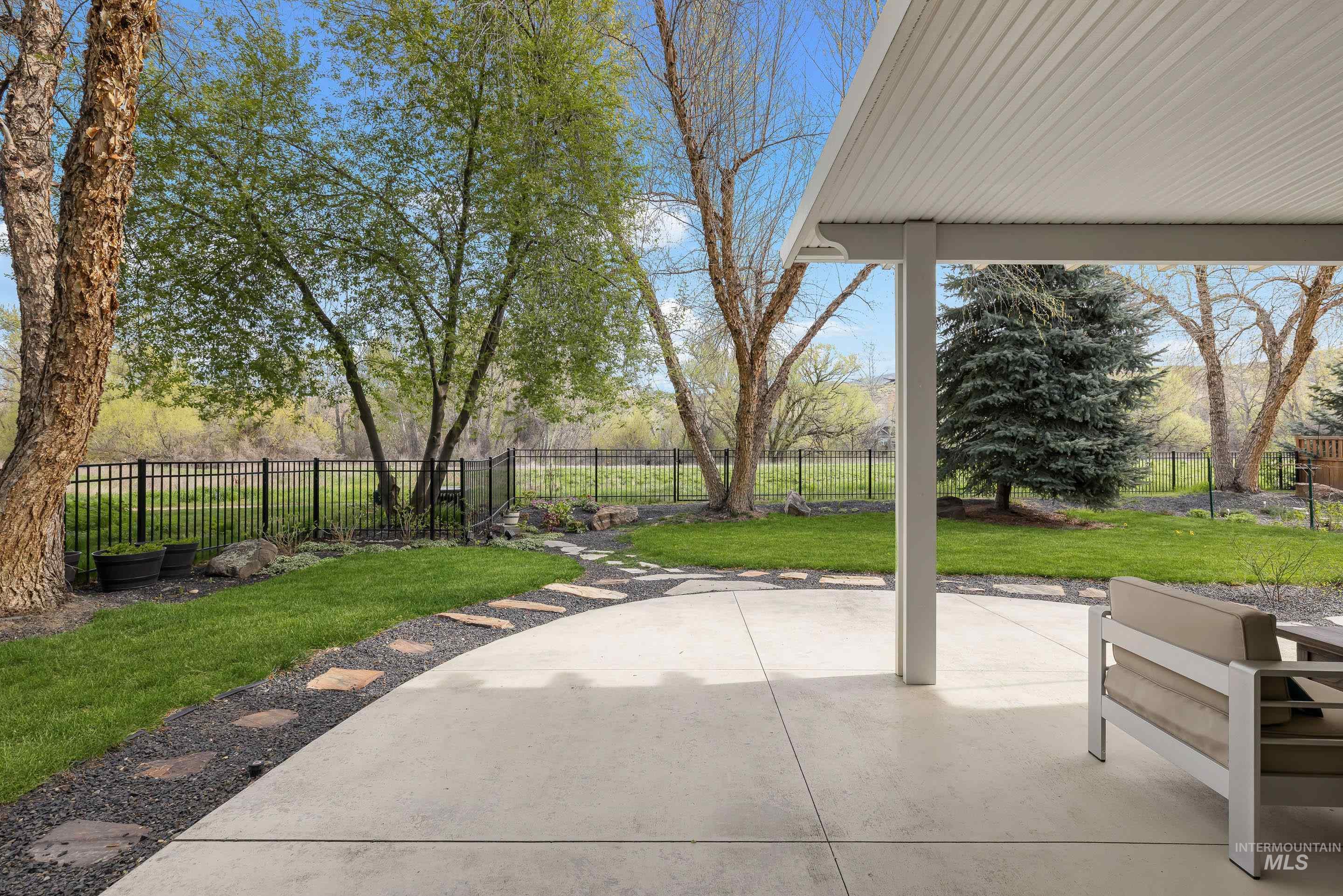 4172 W Miners Farm Dr