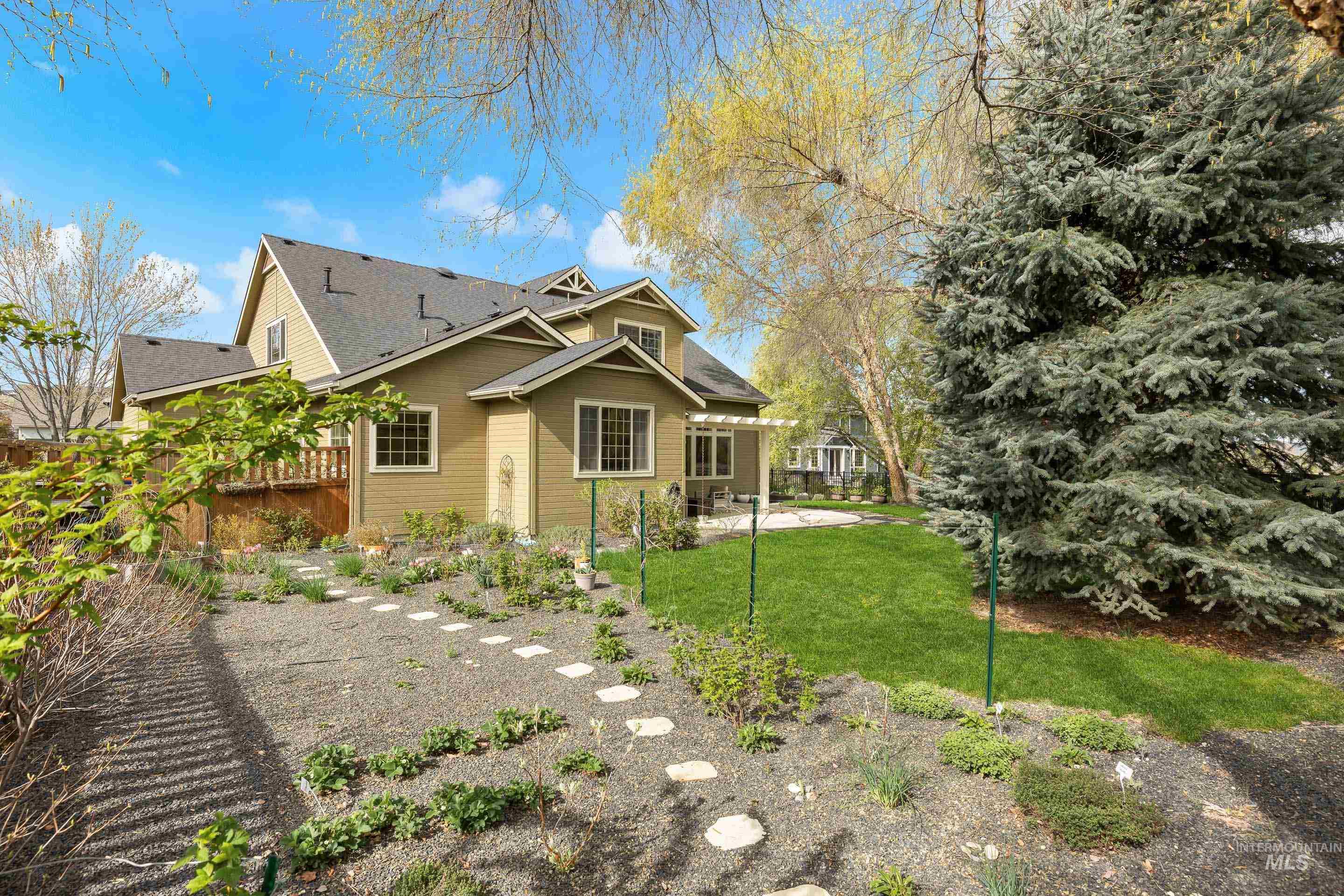 4172 W Miners Farm Dr