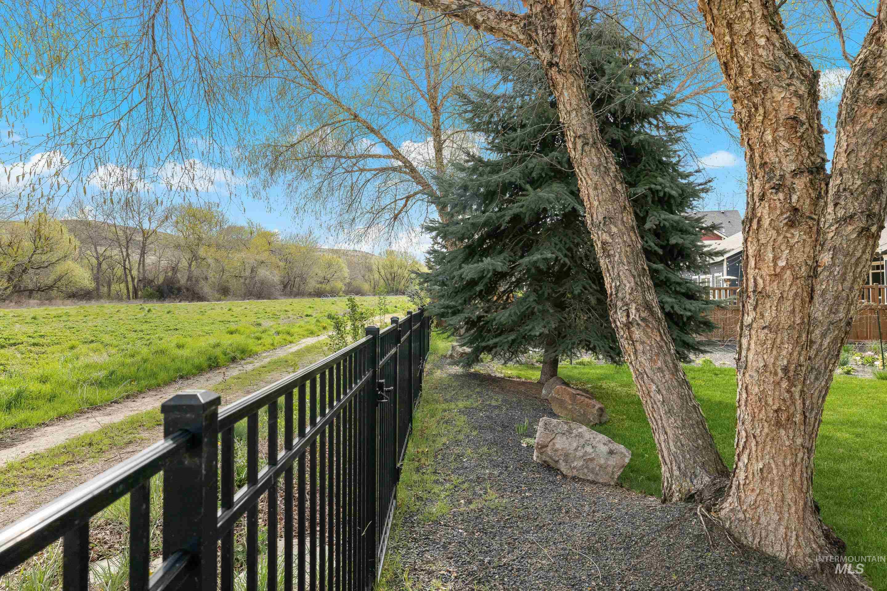 4172 W Miners Farm Dr