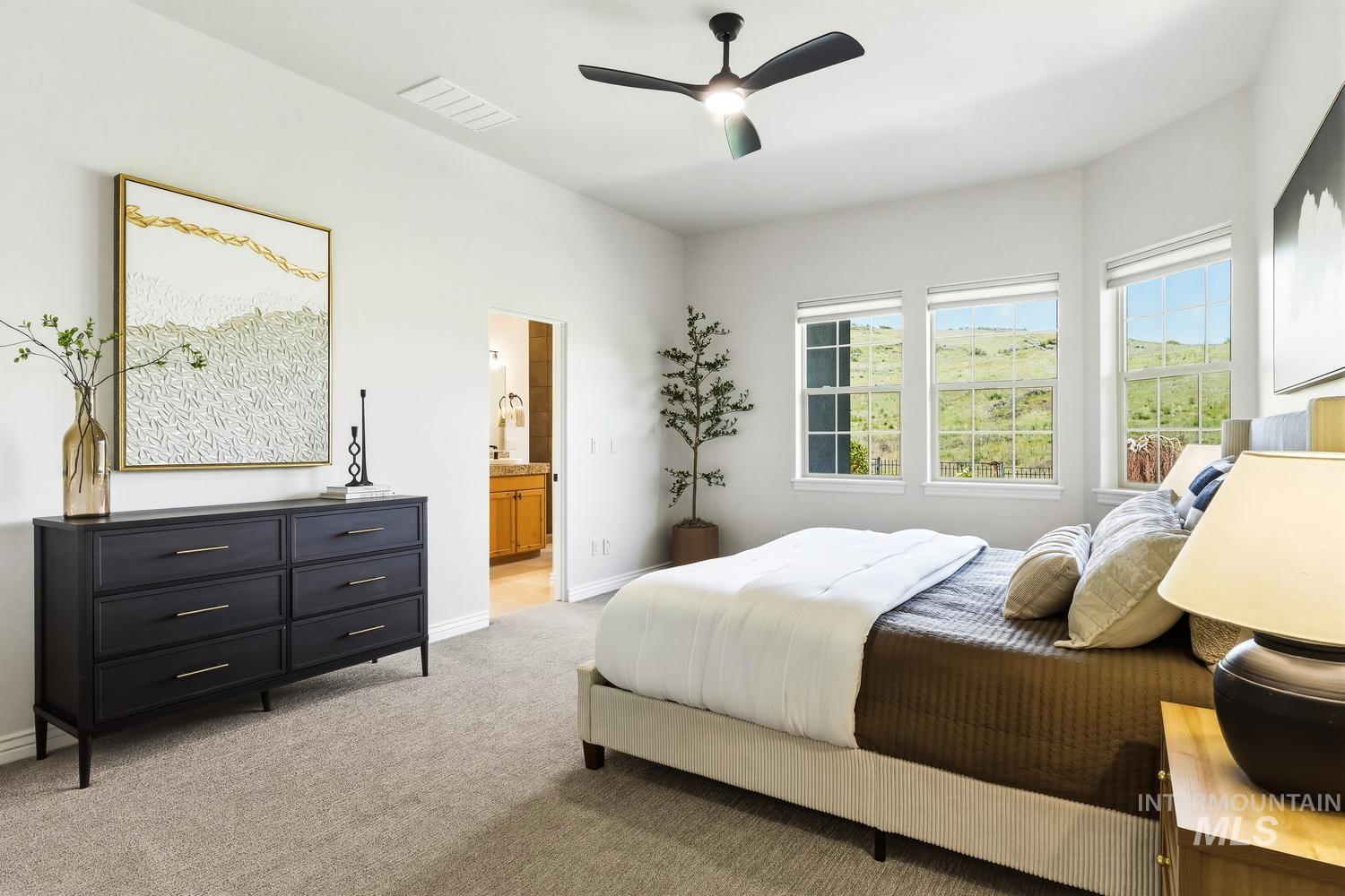 11929 N Humphreys Place