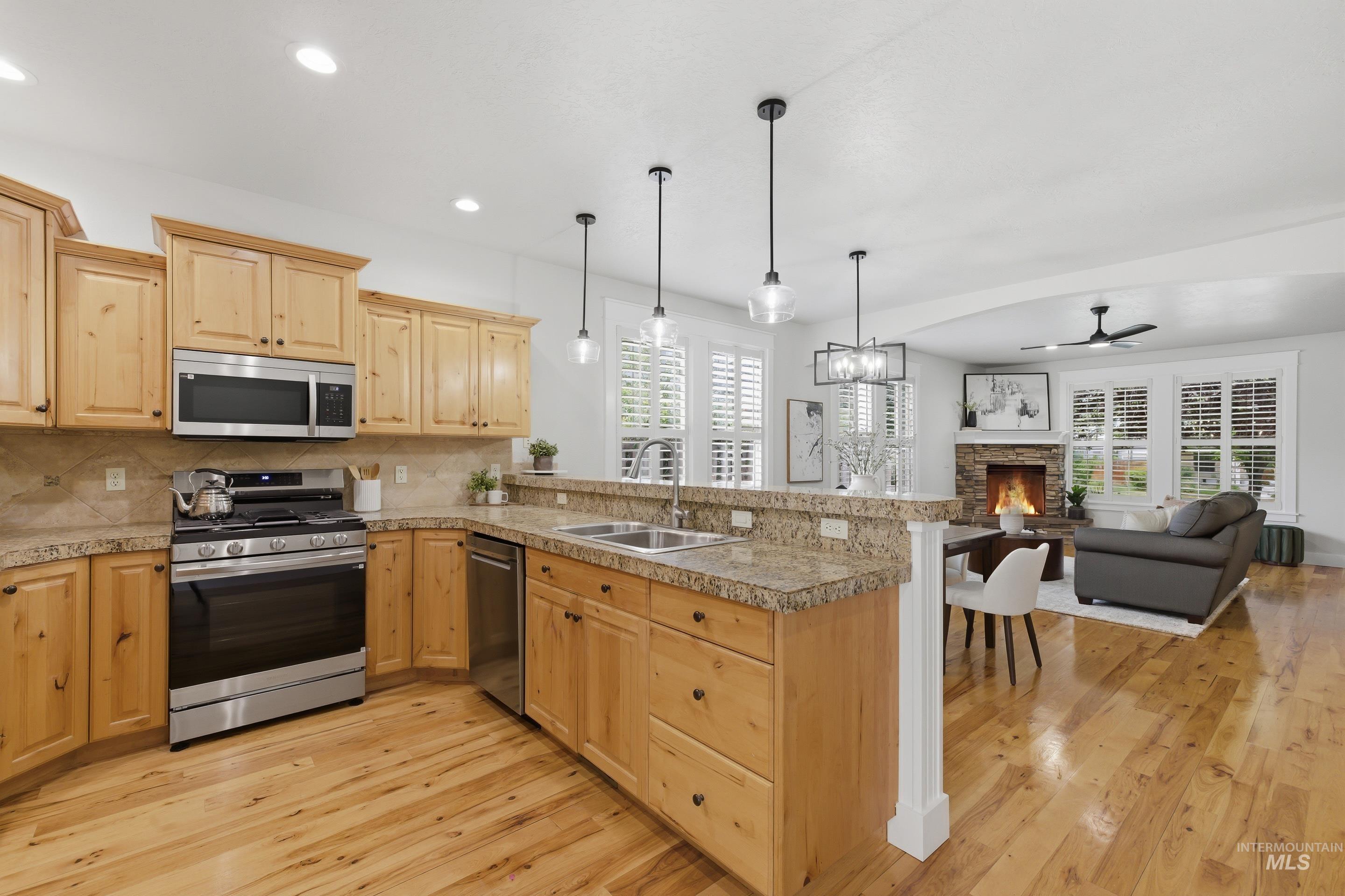 12732 N 11th Ave.