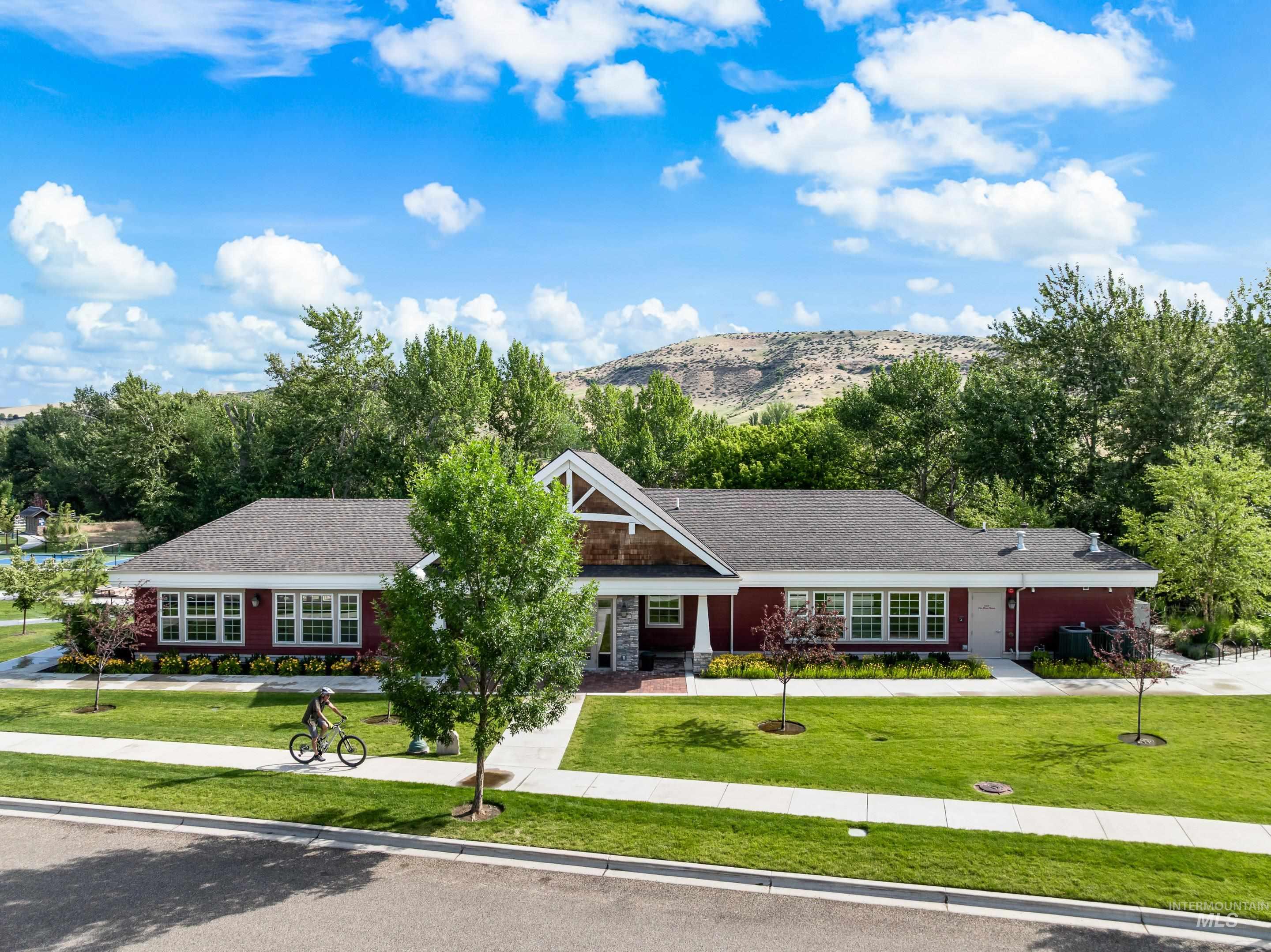 11937 N Barn Owl Way