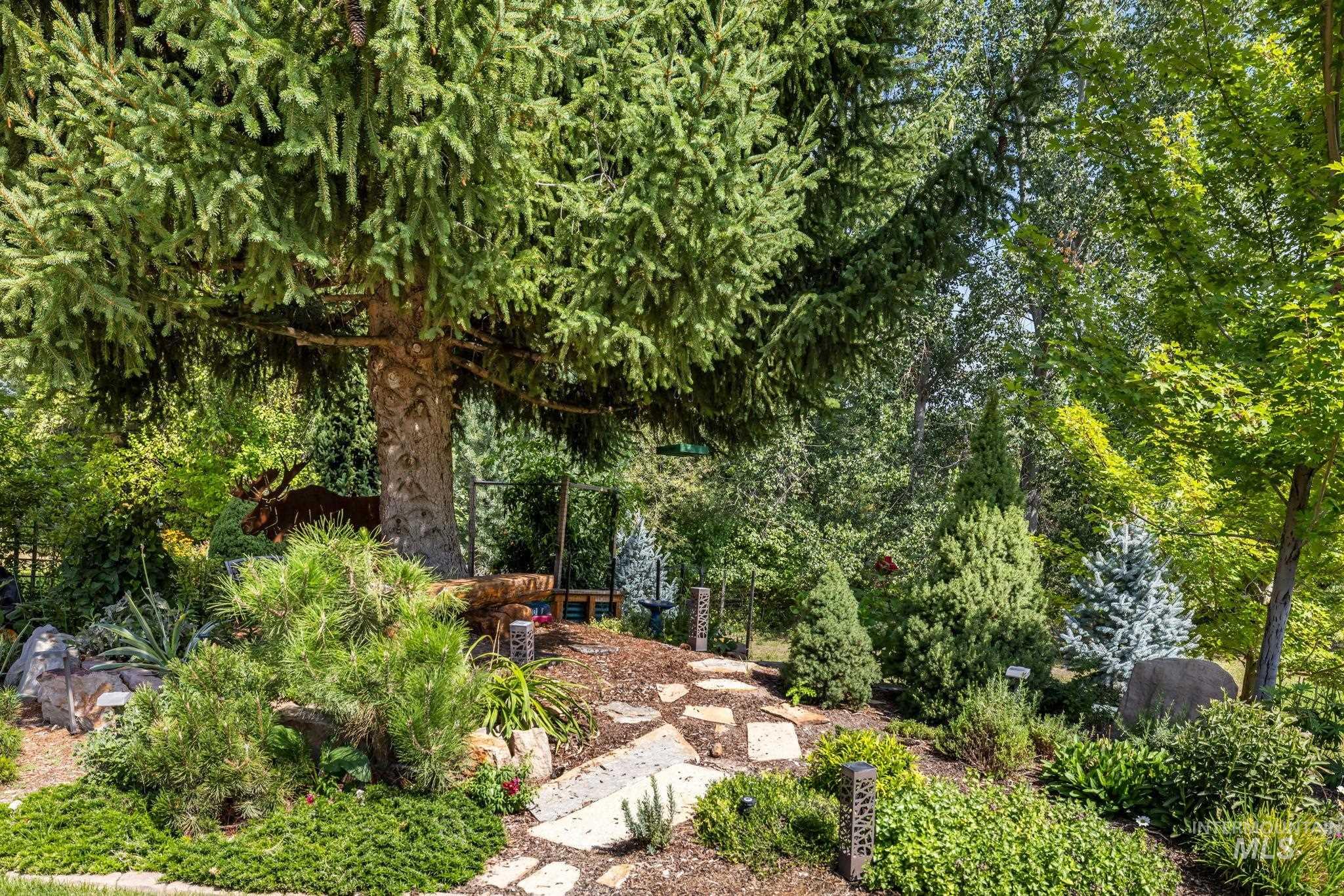 5088 W Hidden Springs Drive