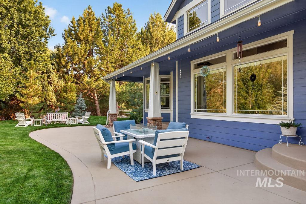 5088 W Hidden Springs Drive