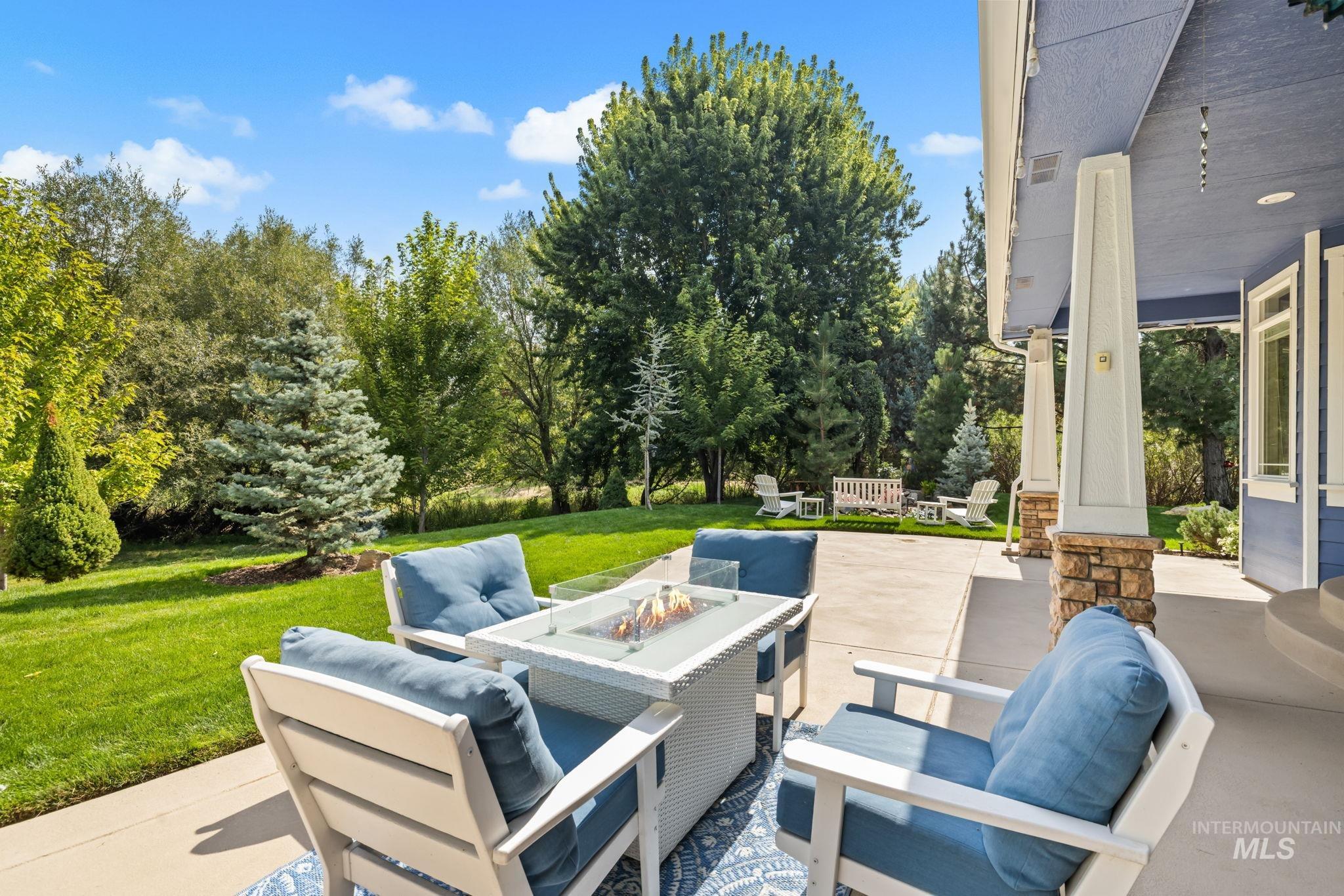 5088 W Hidden Springs Drive