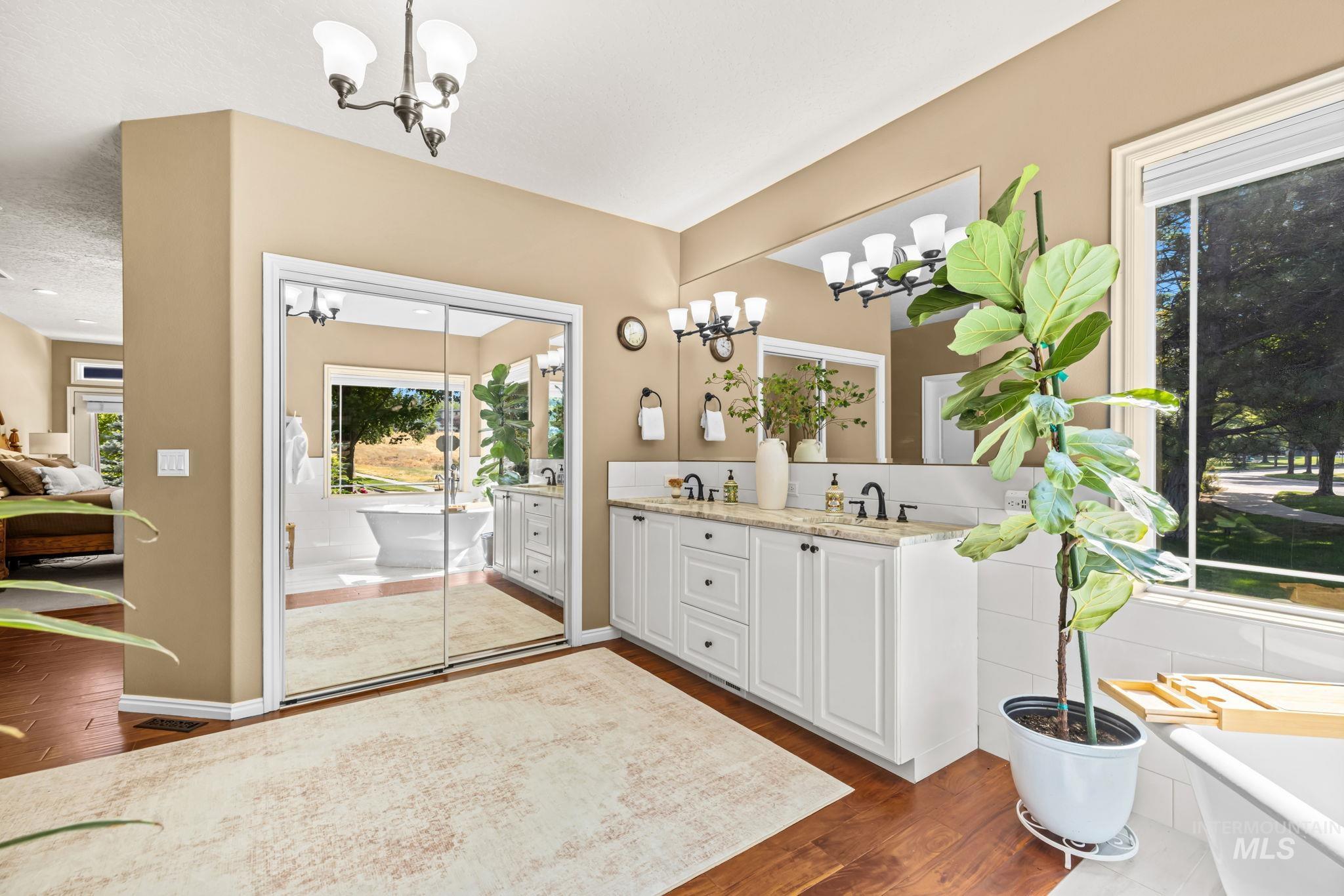 5088 W Hidden Springs Drive