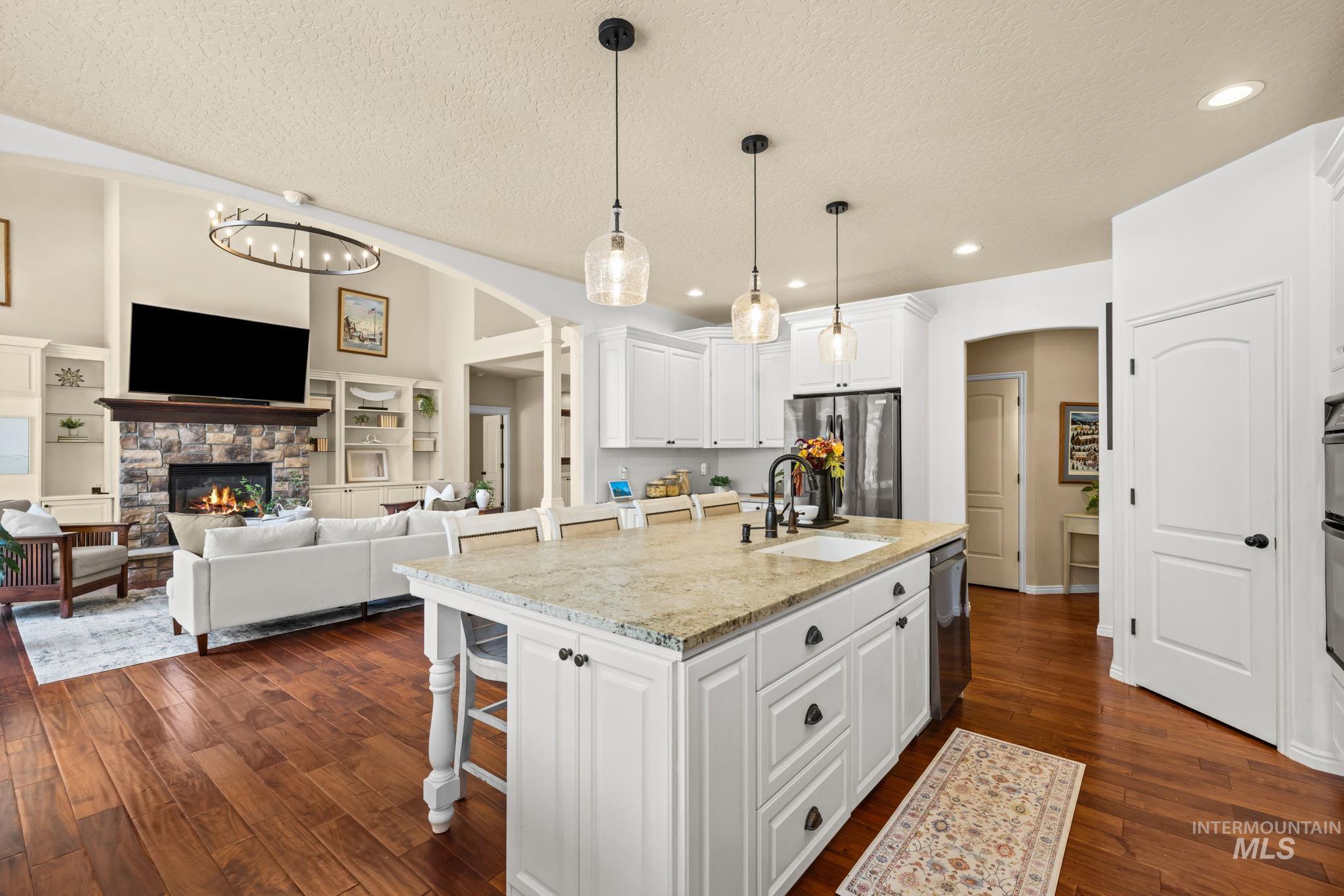 5088 W Hidden Springs Drive
