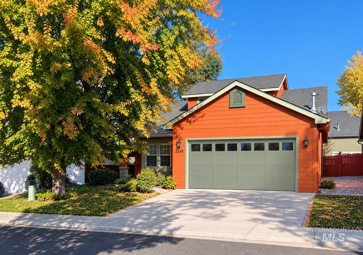2246 N Eagle Creek