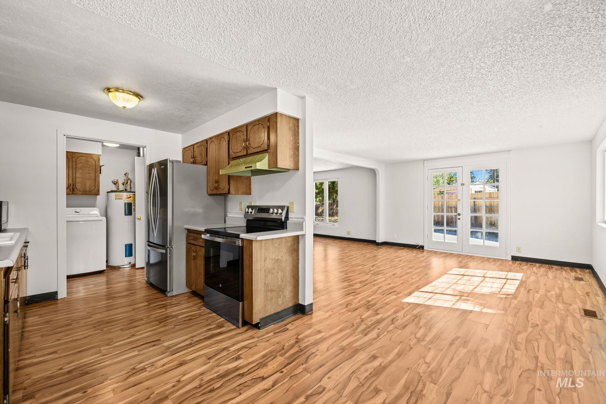 2440 S Virginia