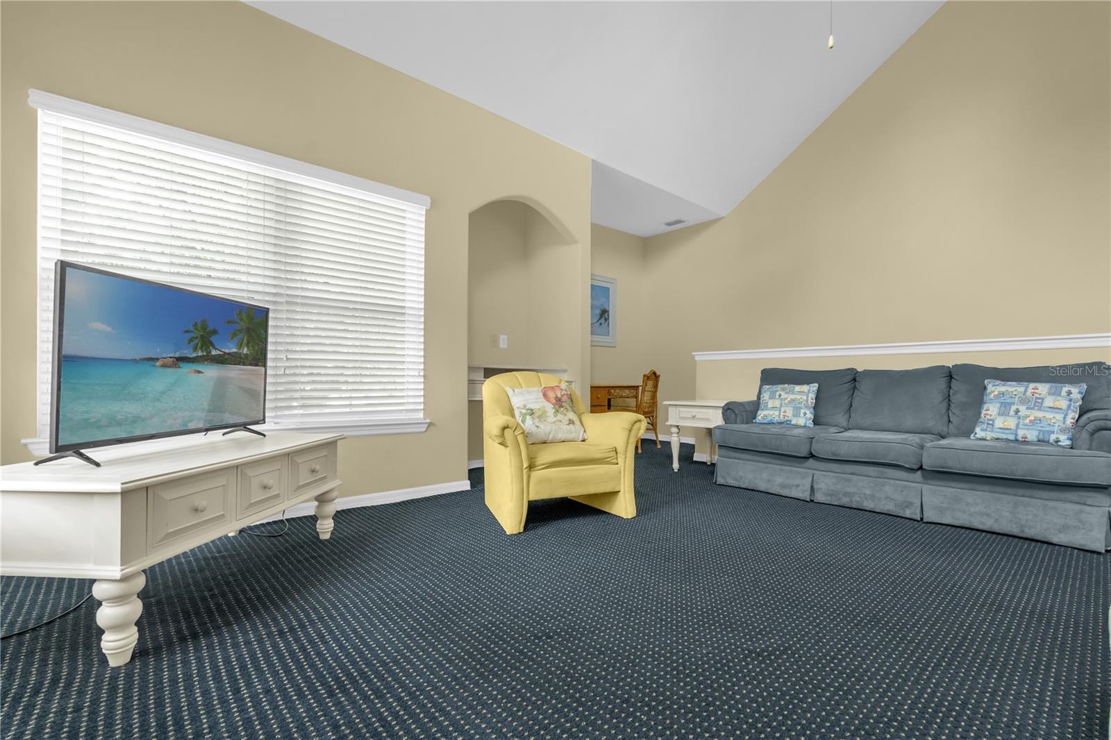 5008 MANGROVE ALY #204