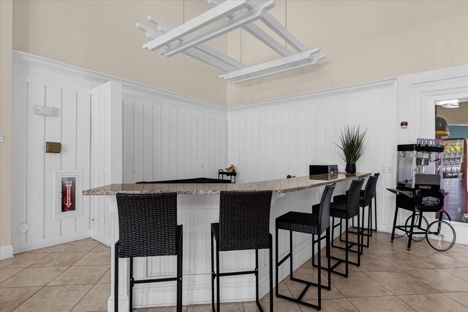 5008 MANGROVE ALY #204