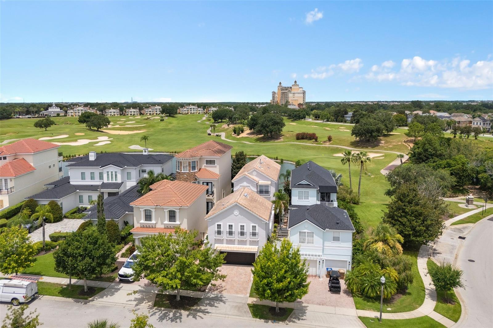 1402 TITIAN CT