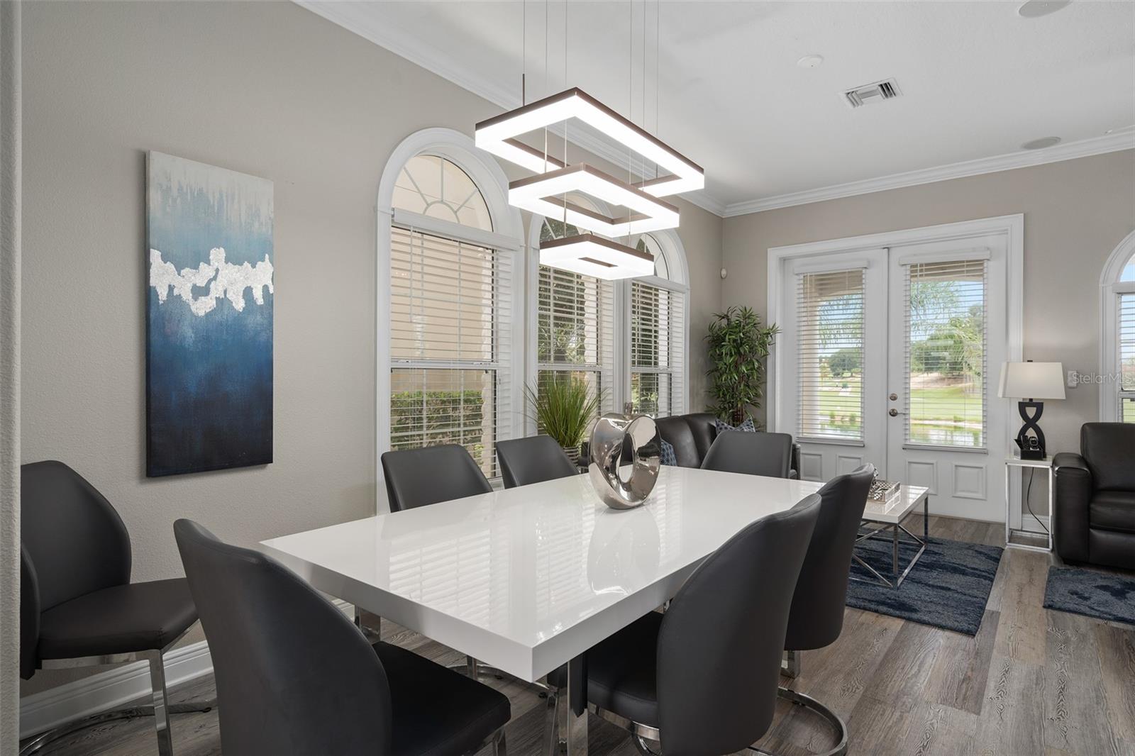 1402 TITIAN CT