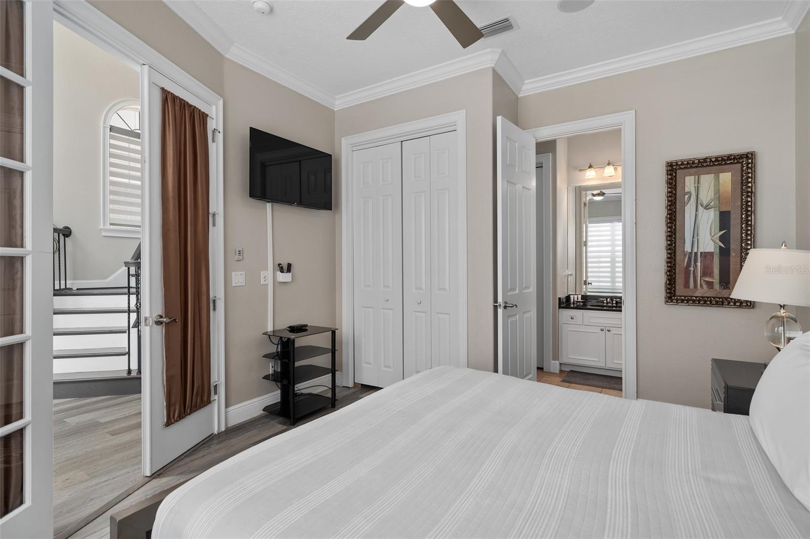 1402 TITIAN CT