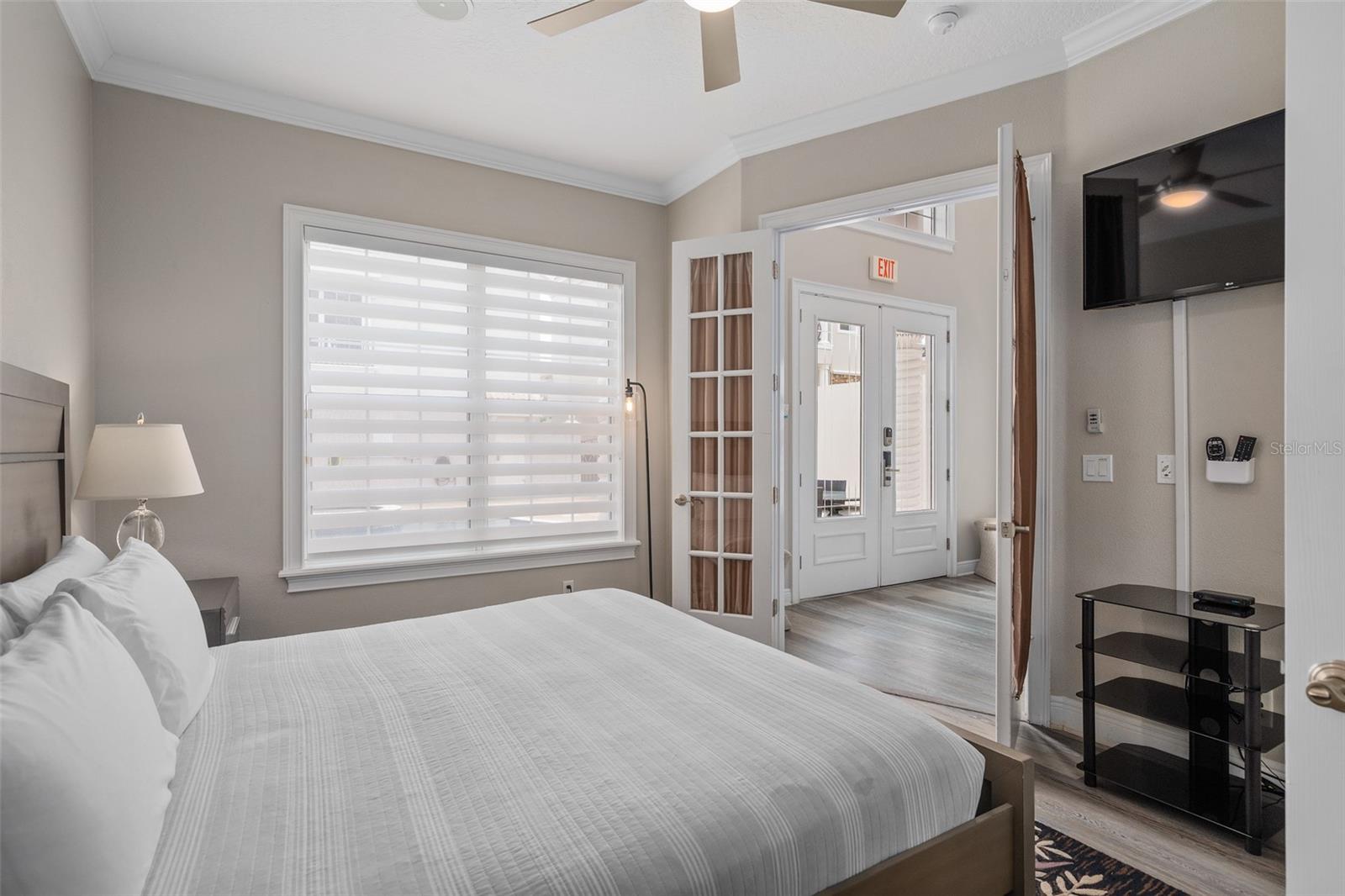 1402 TITIAN CT