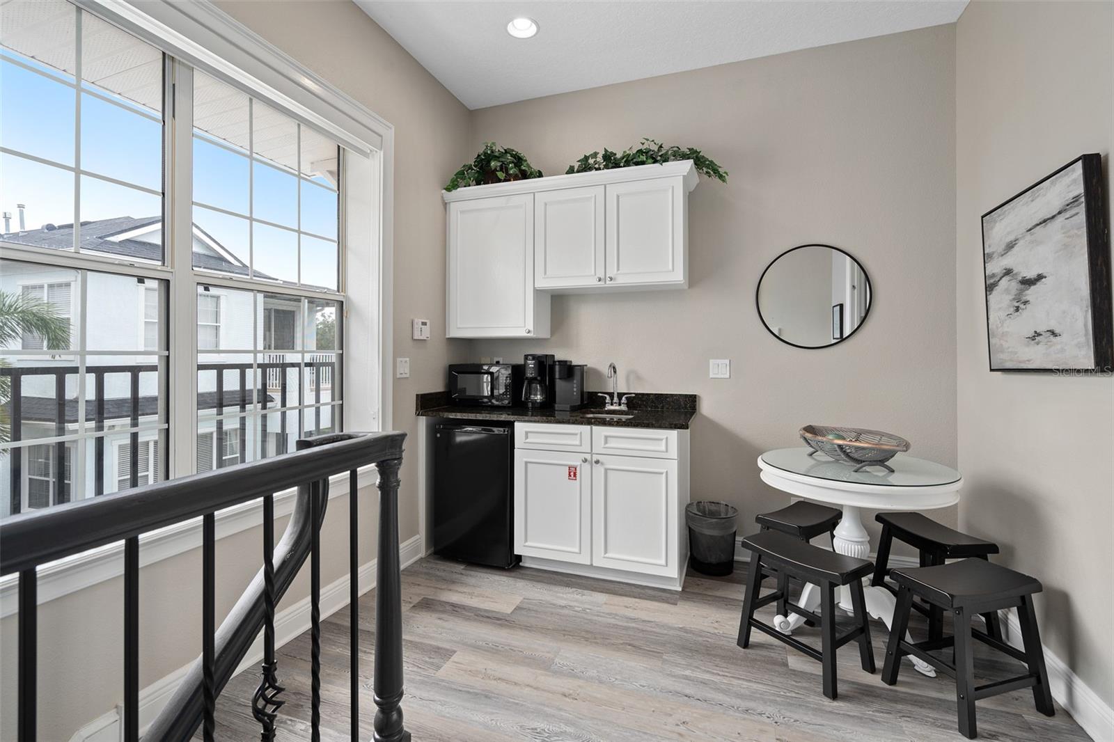 1402 TITIAN CT