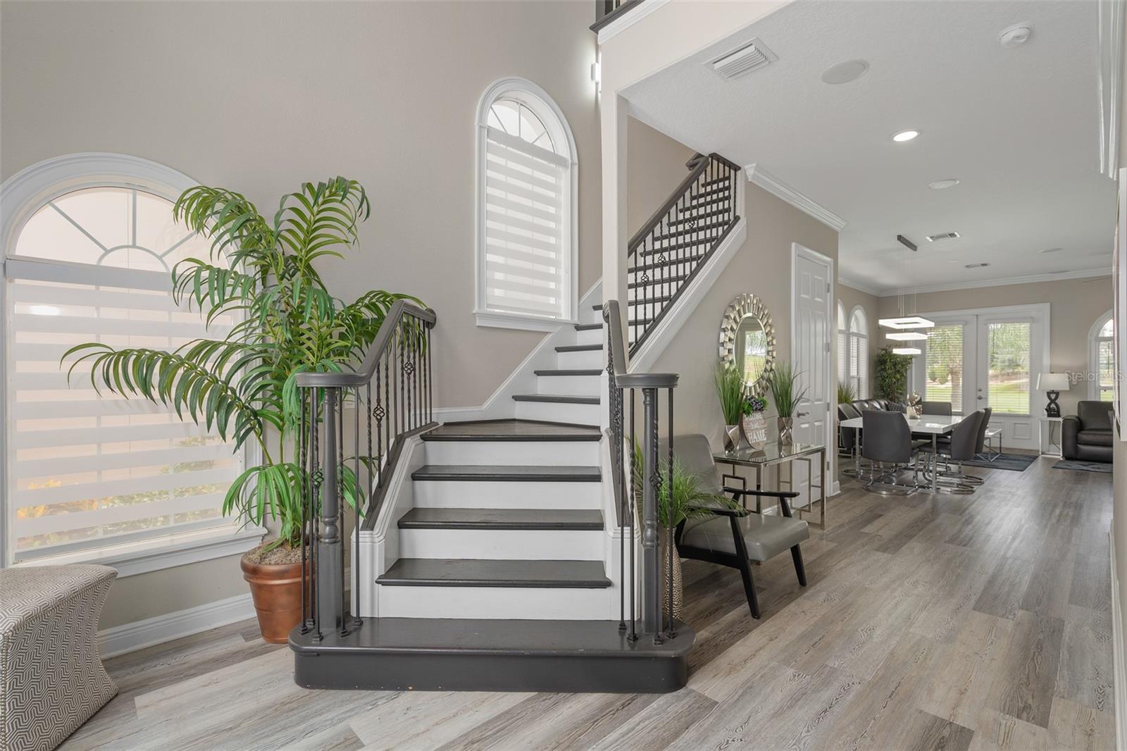 1402 TITIAN CT