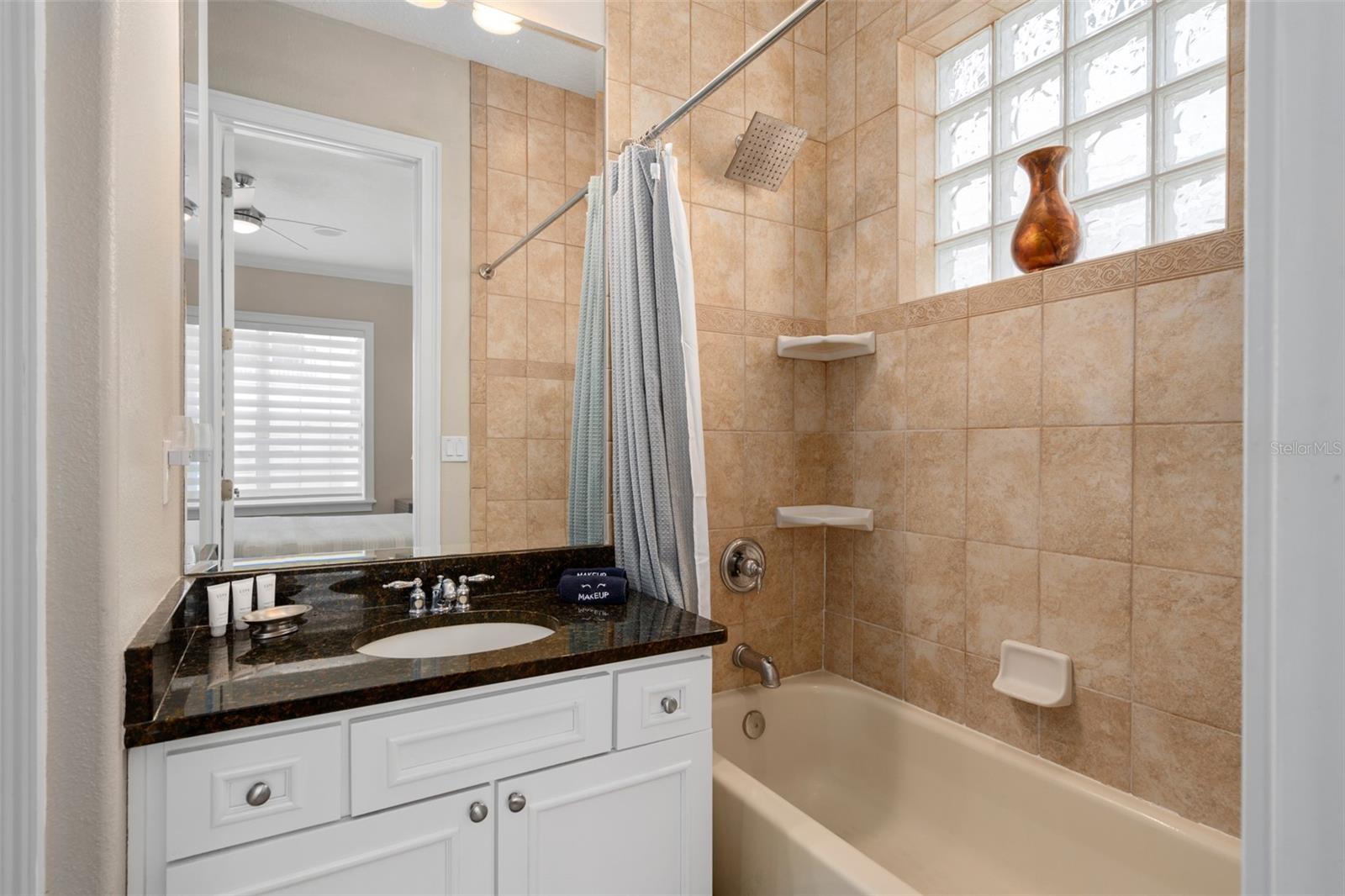 1402 TITIAN CT