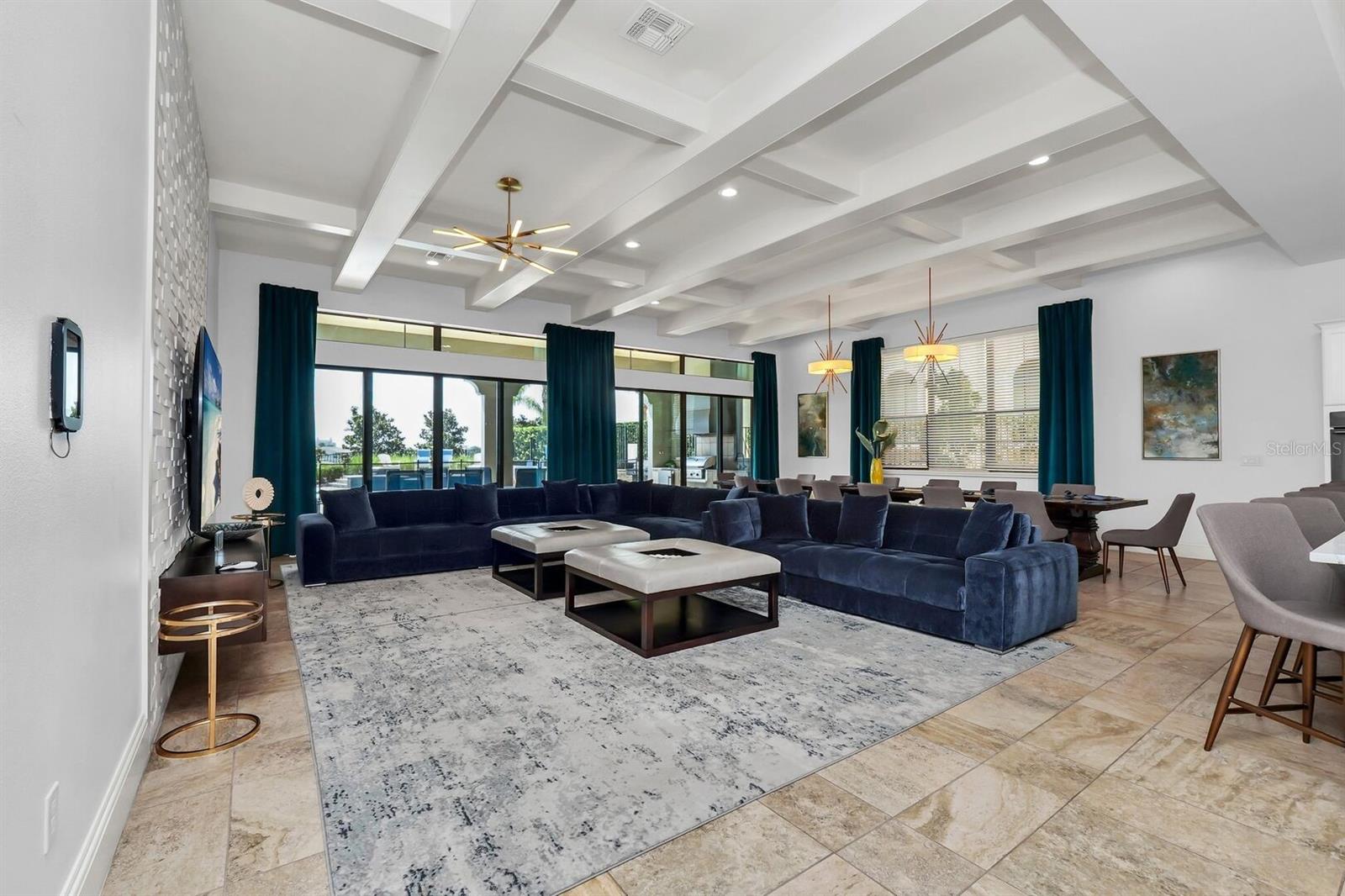 445 MUIRFIELD LOOP