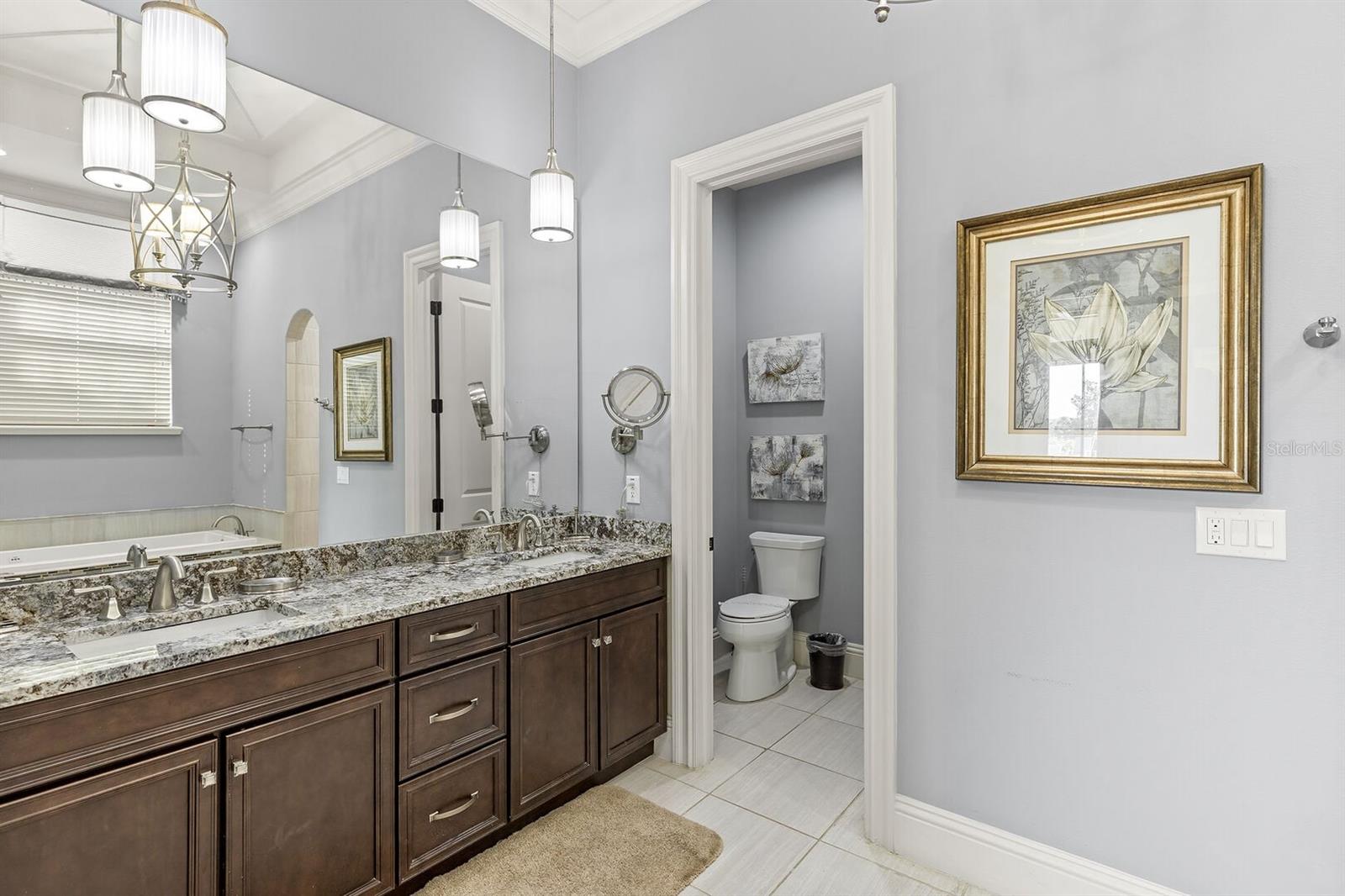445 MUIRFIELD LOOP