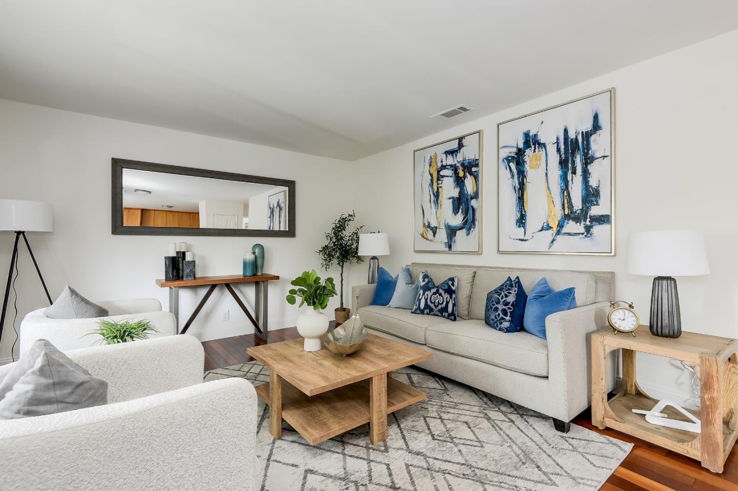 551 Grand Fir Avenue Unit: 3