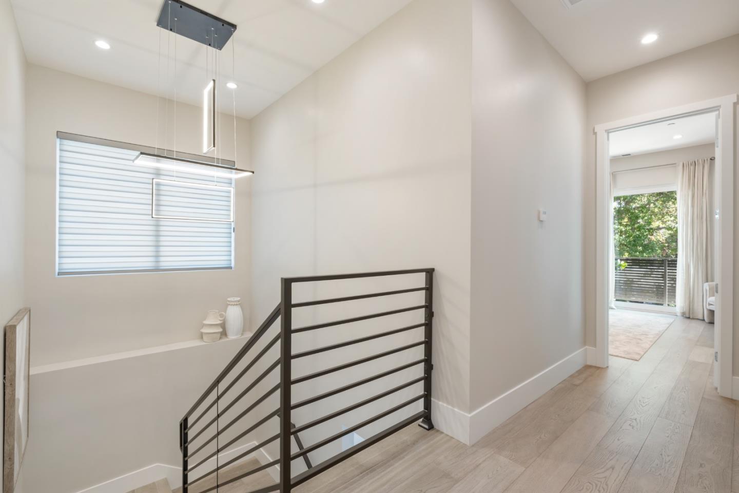 671 Live Oak Avenue