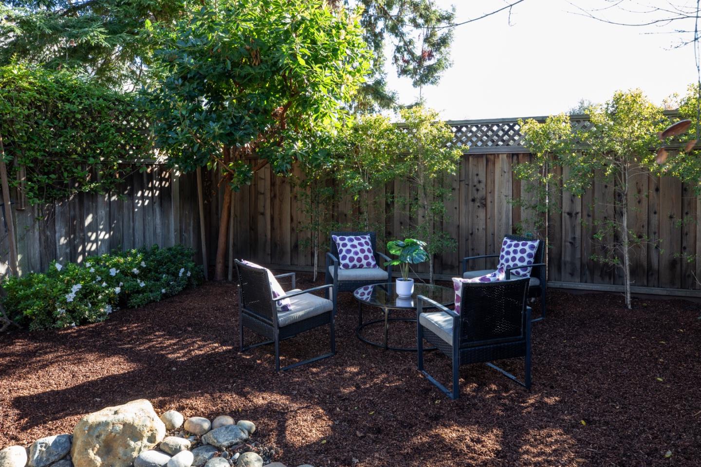 719 Elizabeth Lane