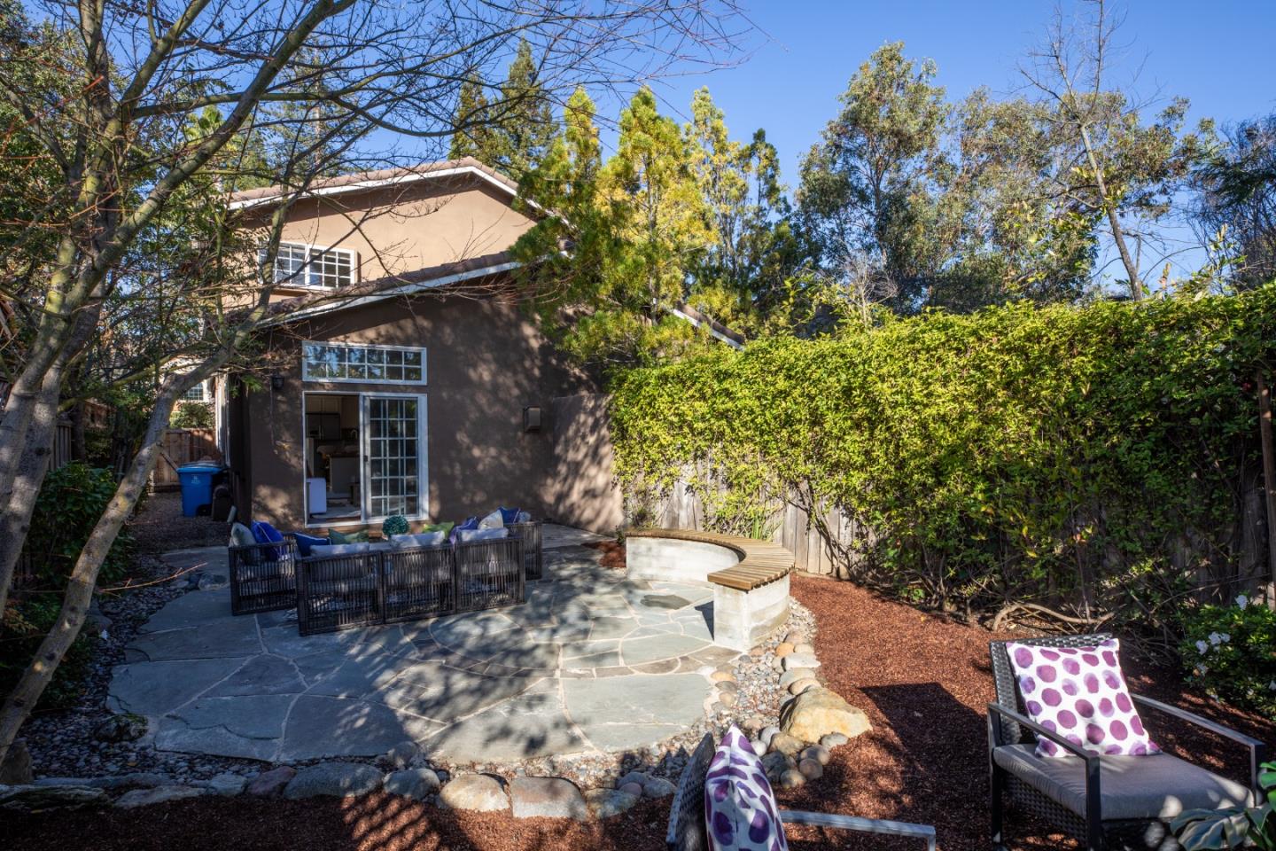 719 Elizabeth Lane