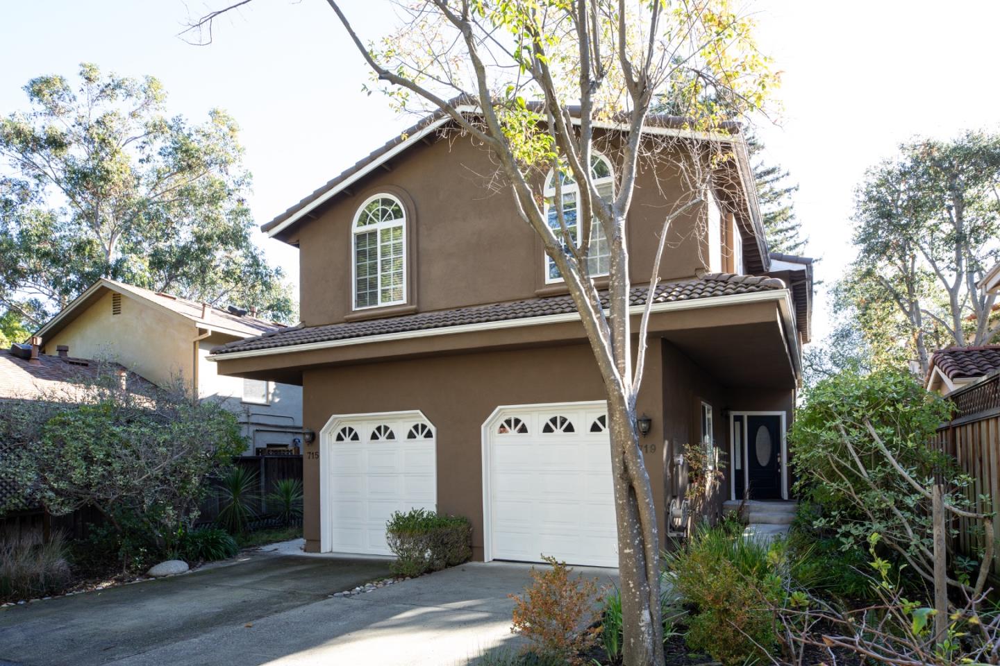 719 Elizabeth Lane