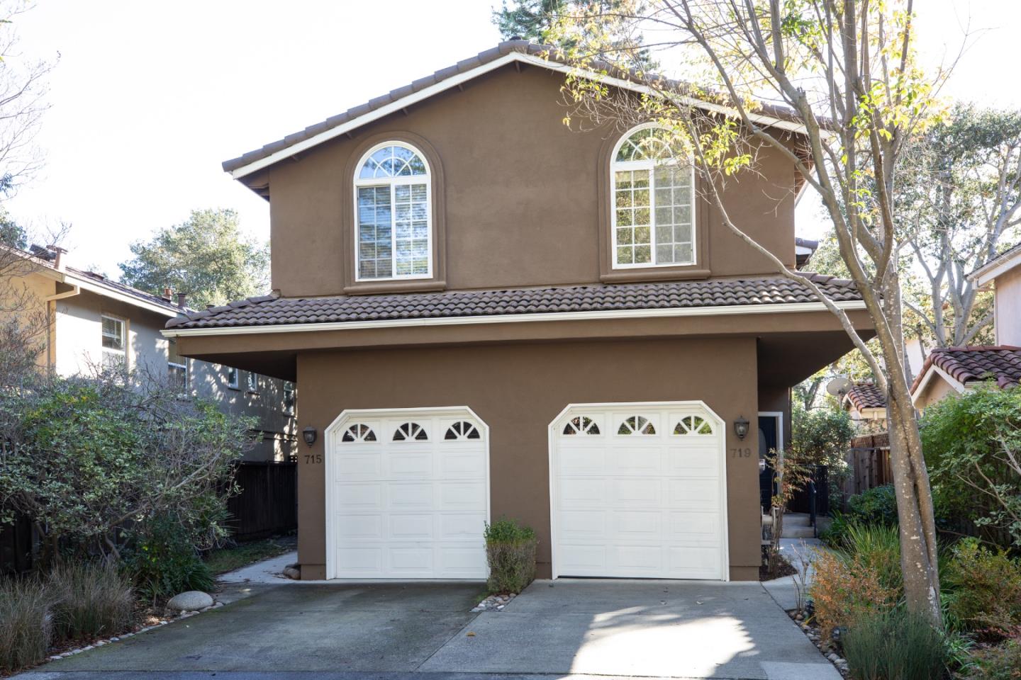 719 Elizabeth Lane