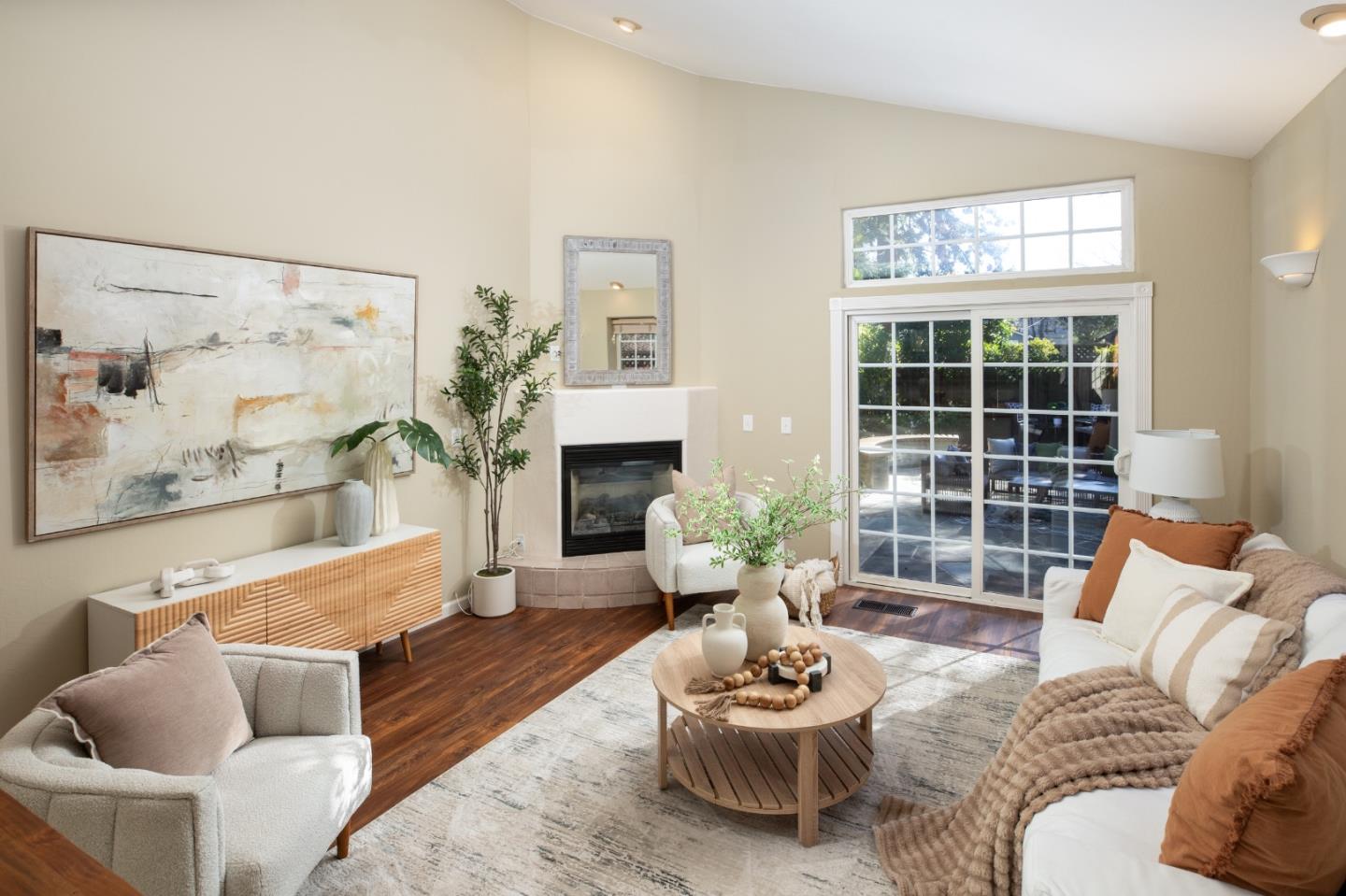 719 Elizabeth Lane