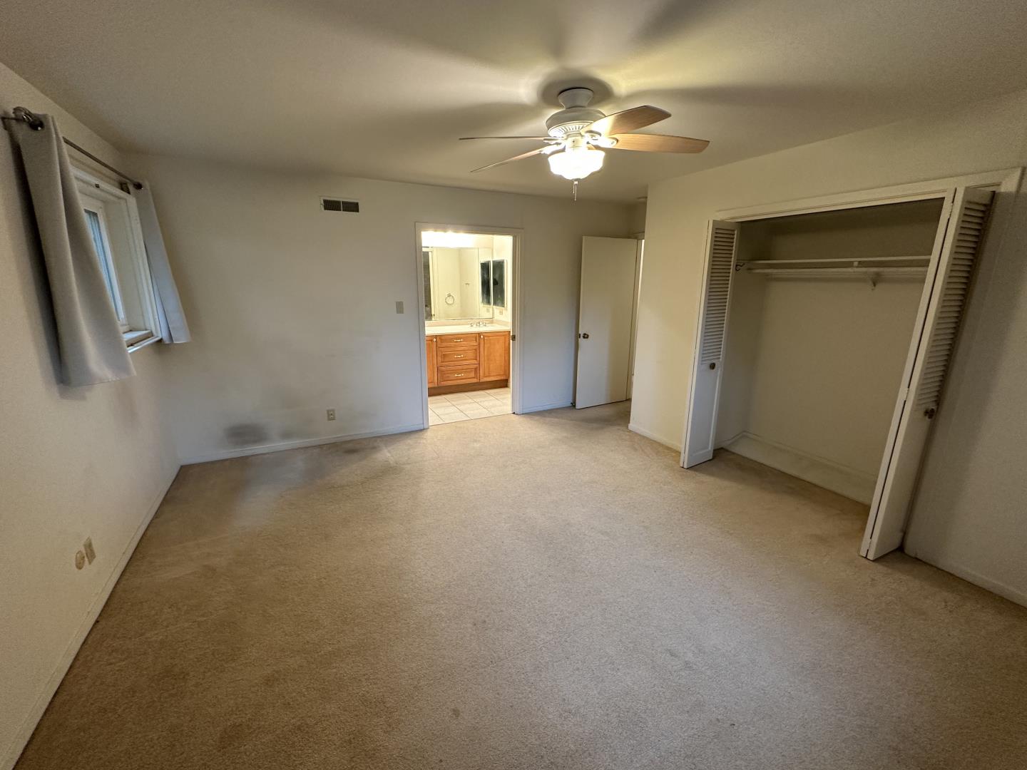 707 Charleston Court