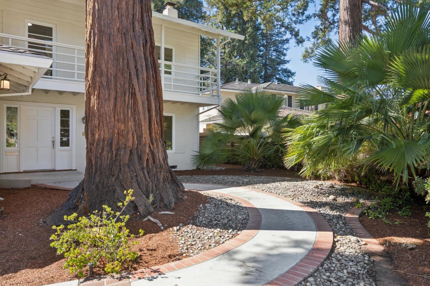707 Charleston Court