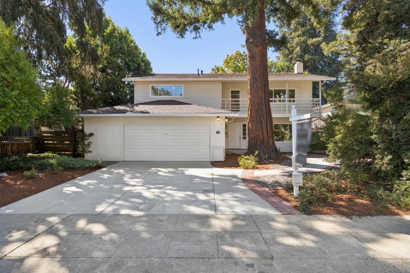 707 Charleston Court
