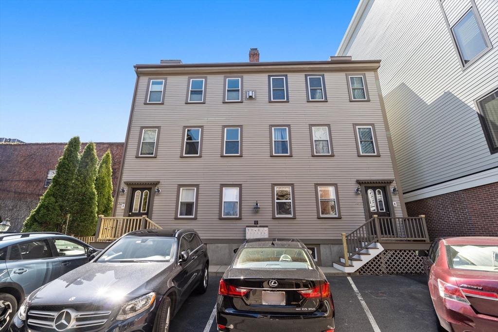523 E 2nd St # 4