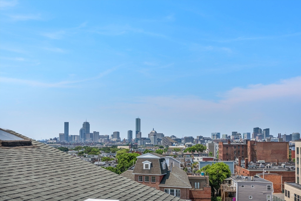 472 E 4th St # 3