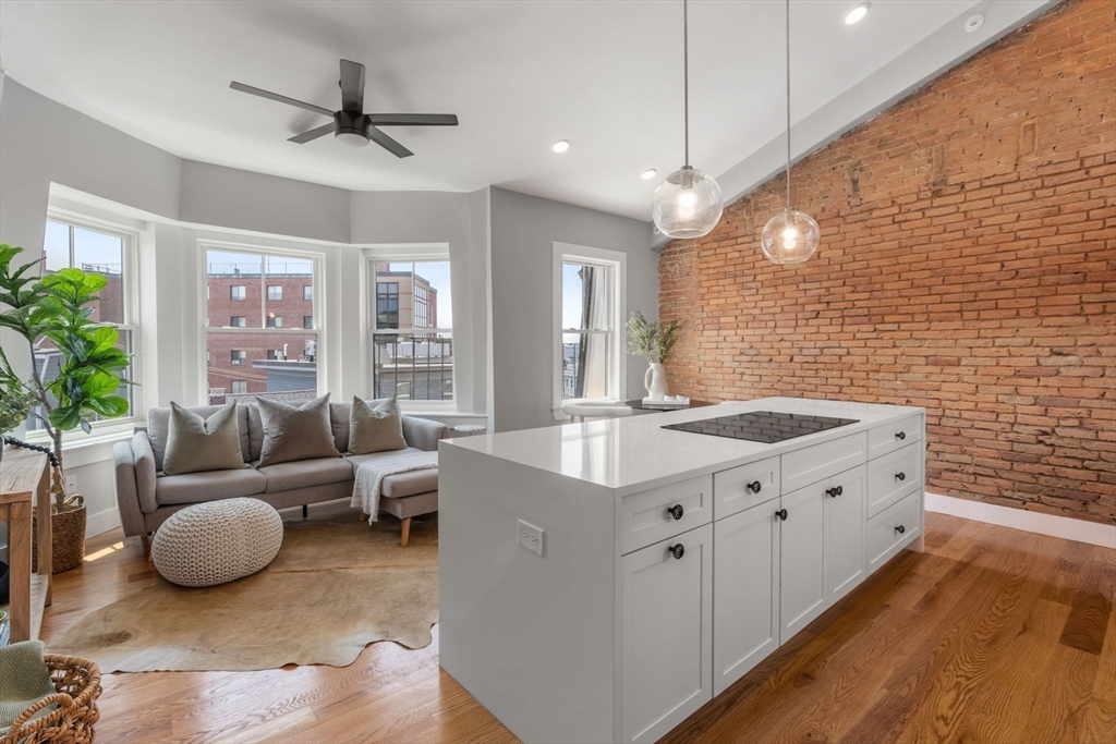 472 E 4th St # 3