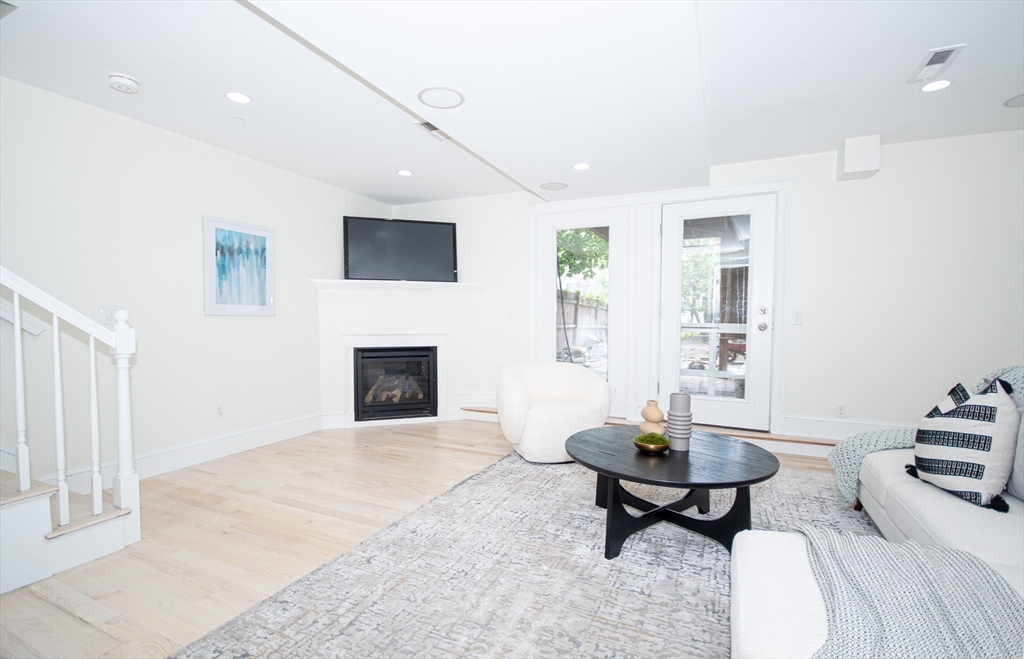 590 East 3rd Street # 1