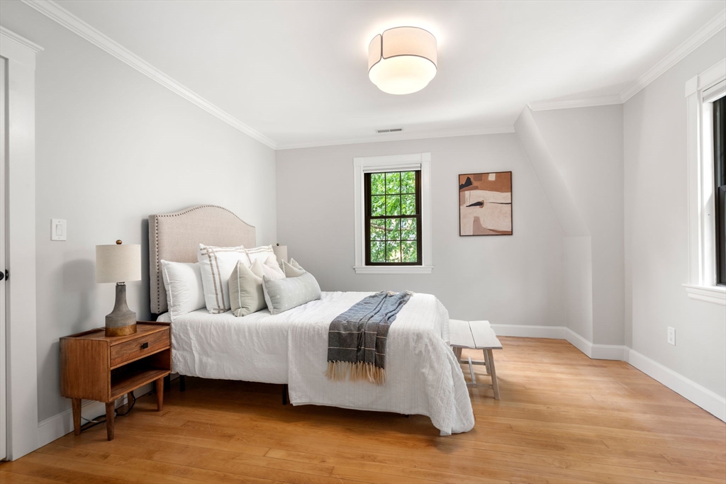 17 Lakeview